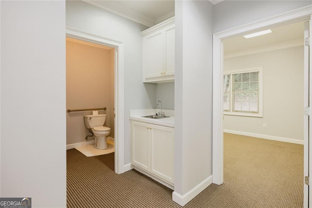 1302 Macy Drive Property Photo 8