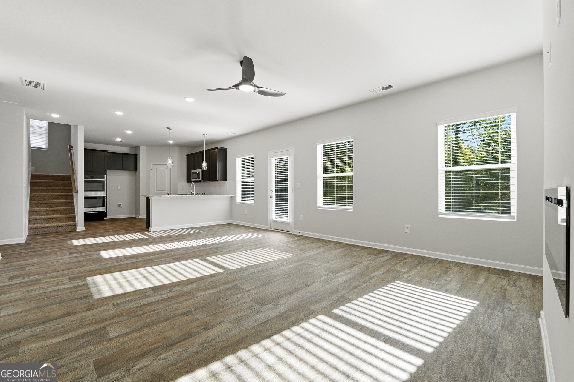 439 River Walk Farm Parkway Property Photo 4