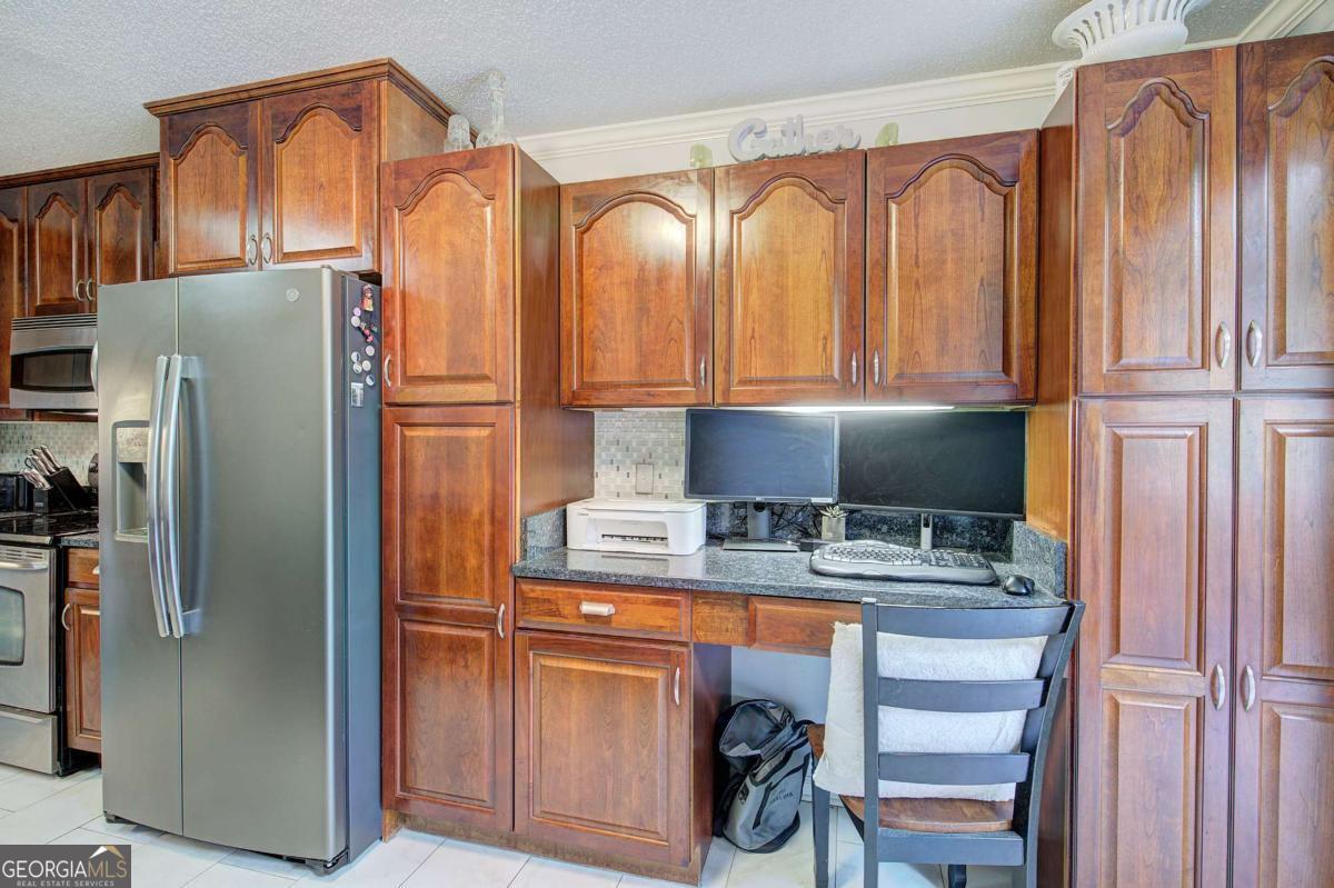272 Mount Vernon Drive Property Photo 13
