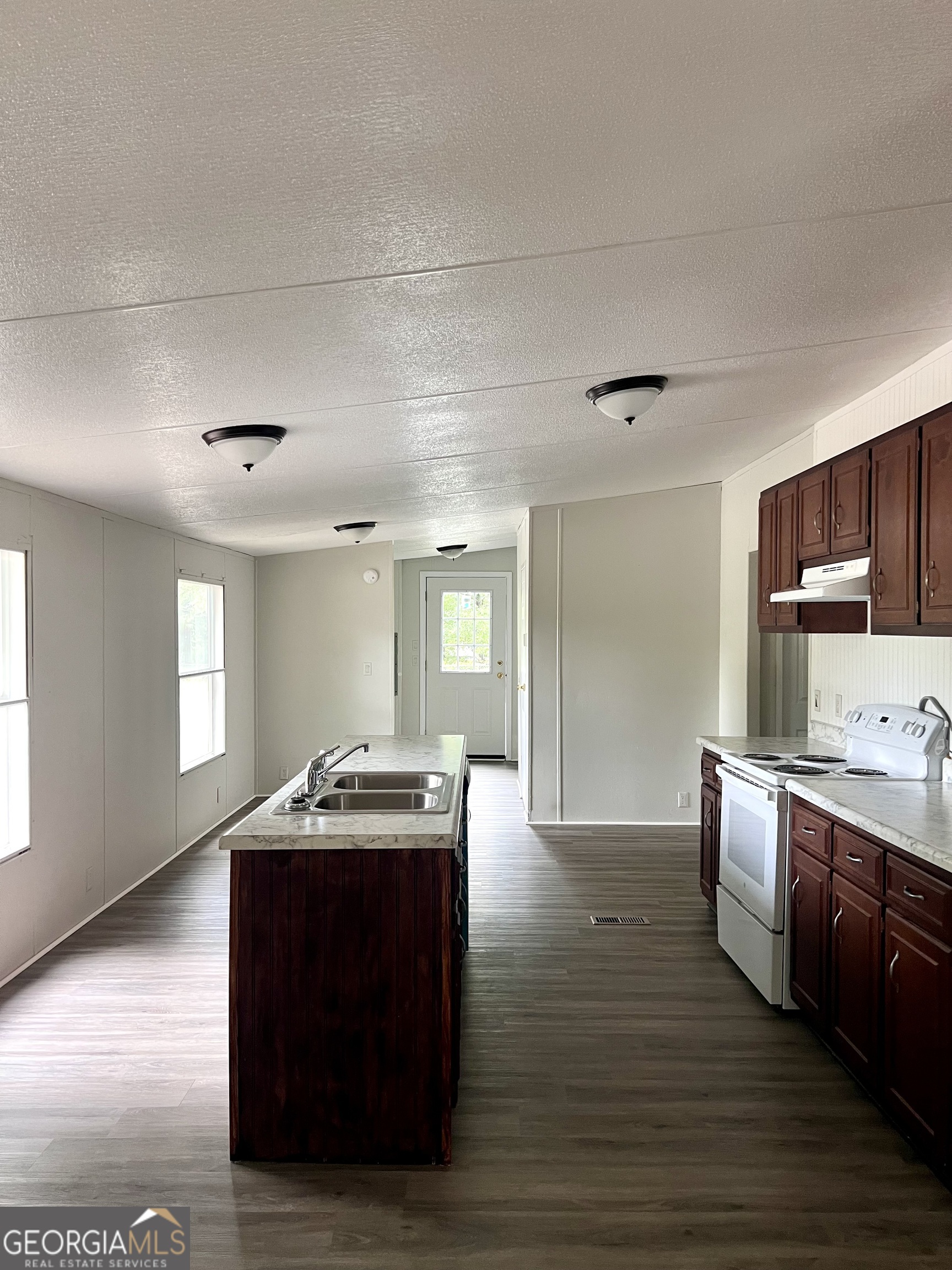 70 Shady Oaks Road Property Photo 4