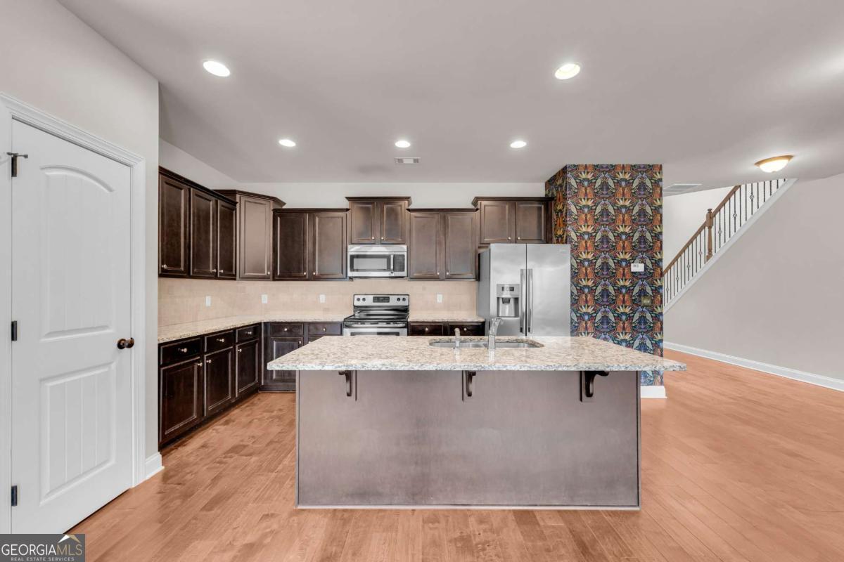 253 Towns Walk Drive Property Photo 10