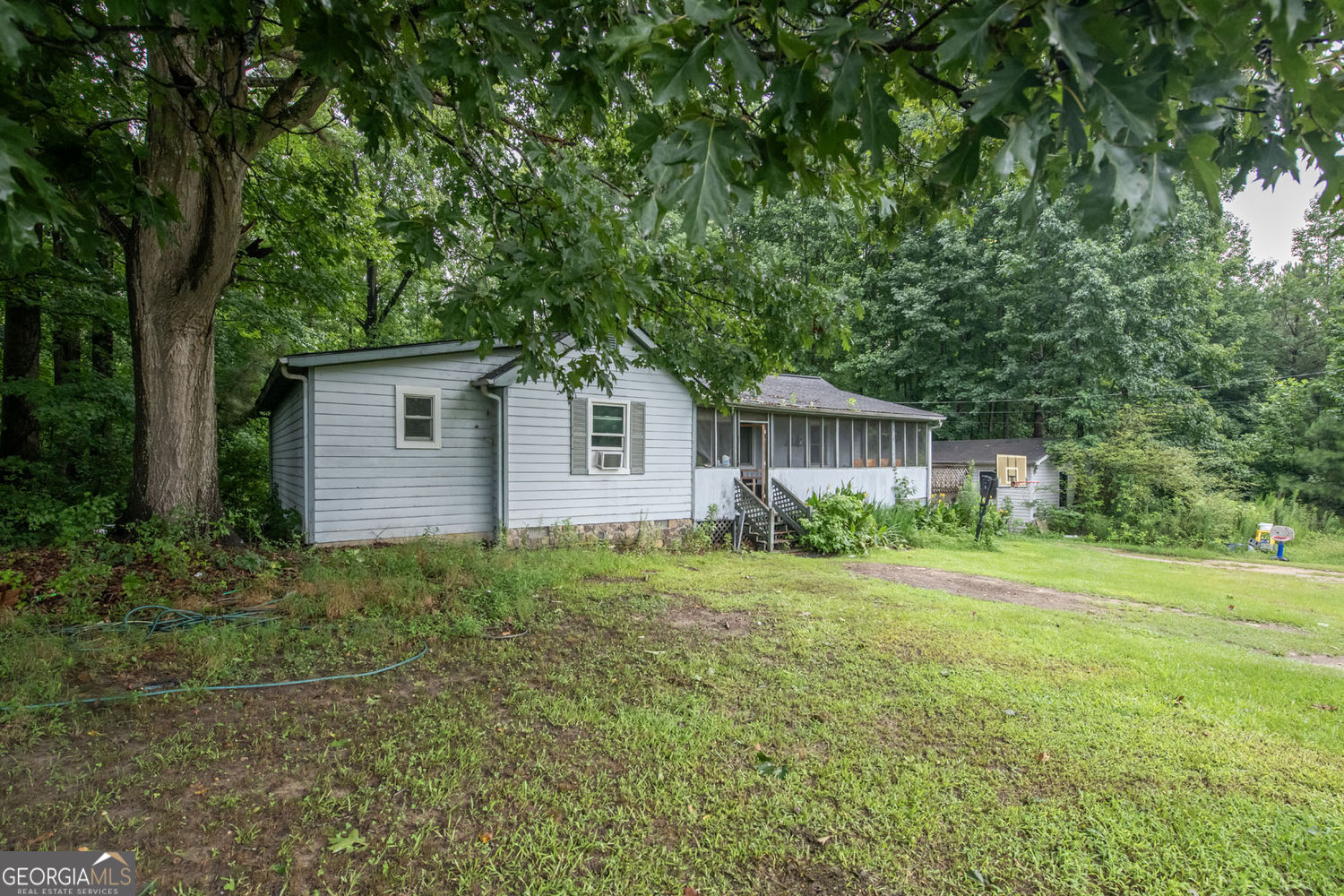136 White Rose Lane Property Photo 3