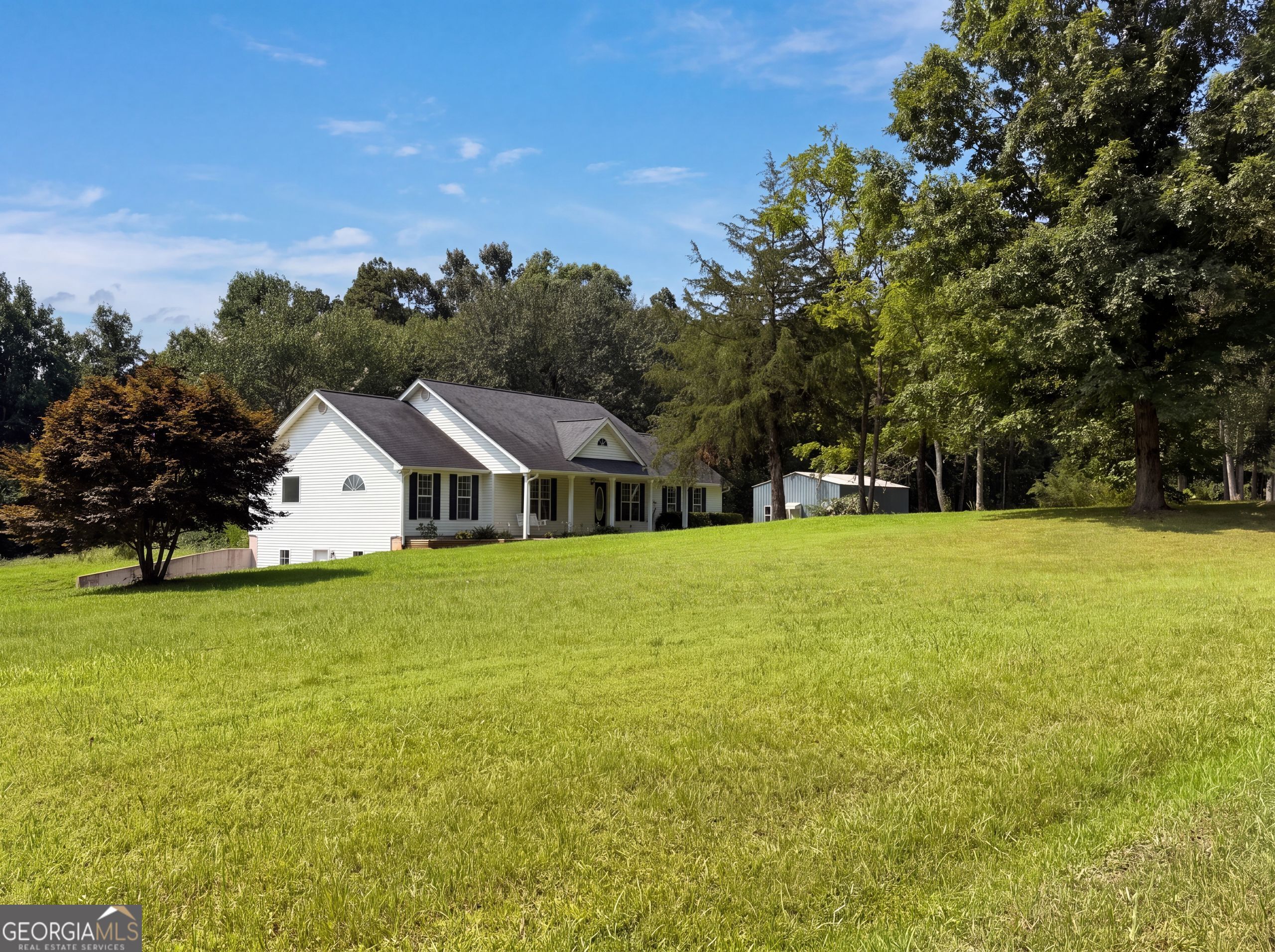 98 Eb Road Property Photo 1