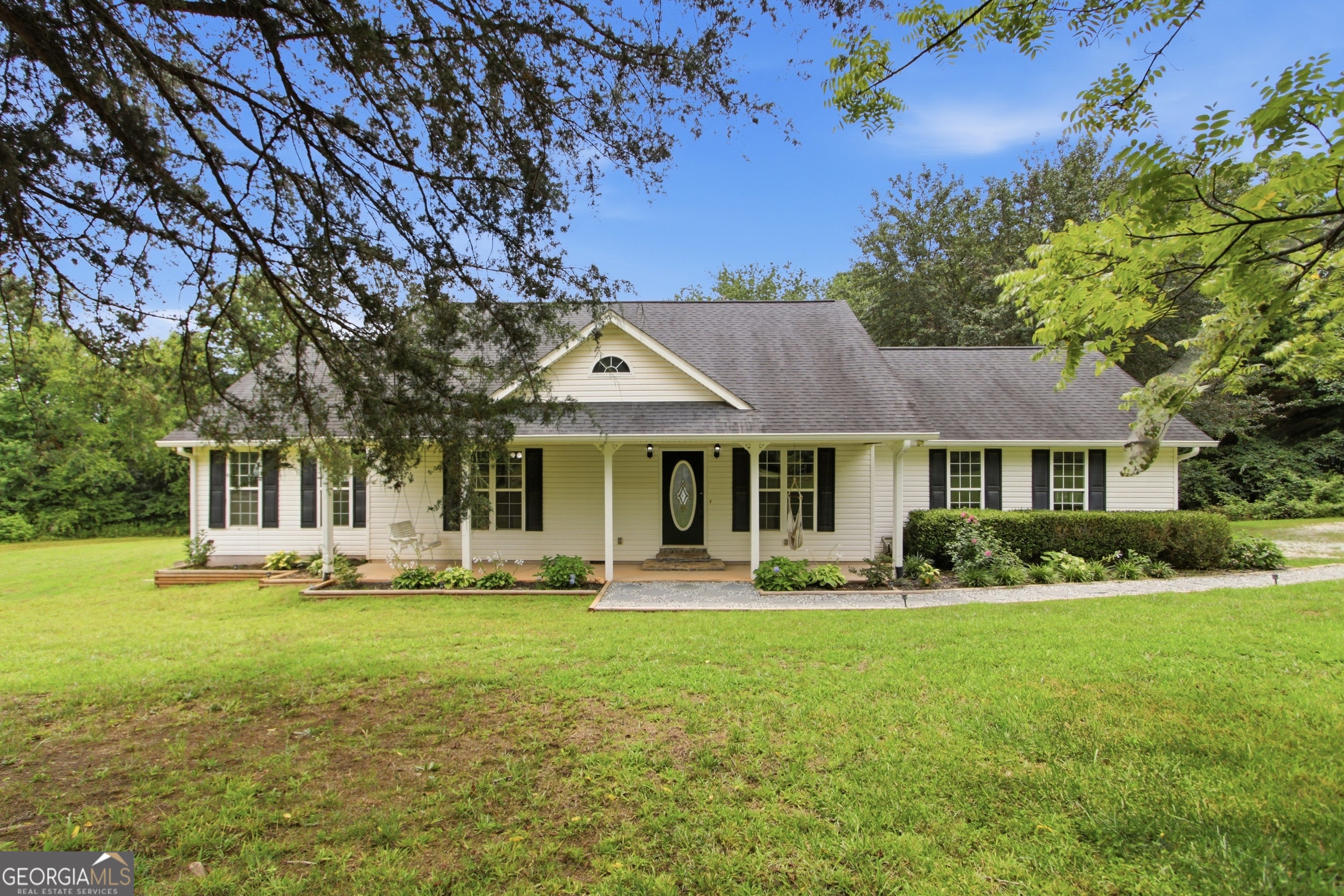 98 Eb Road Property Photo 2