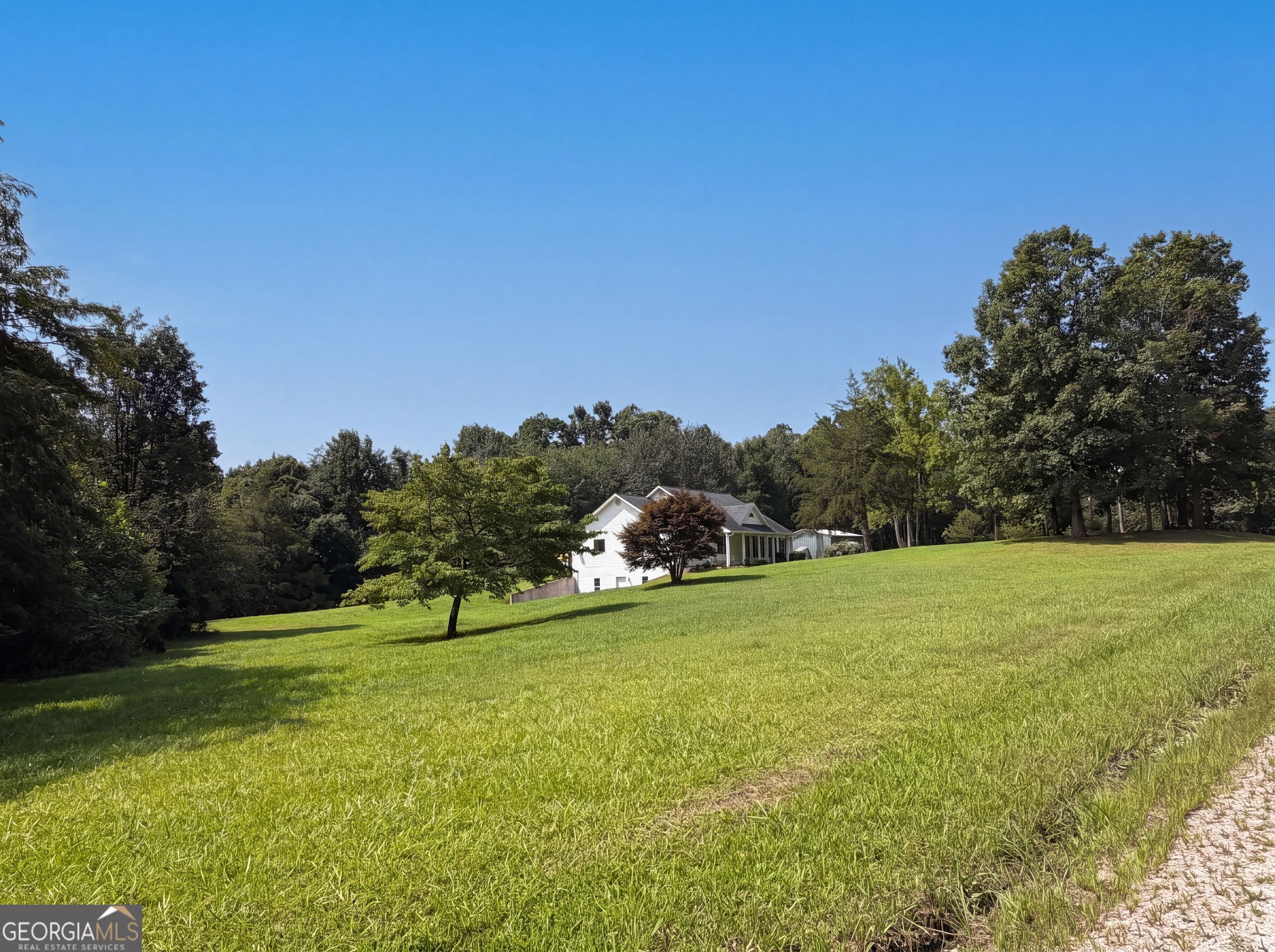 98 Eb Road Property Photo 5