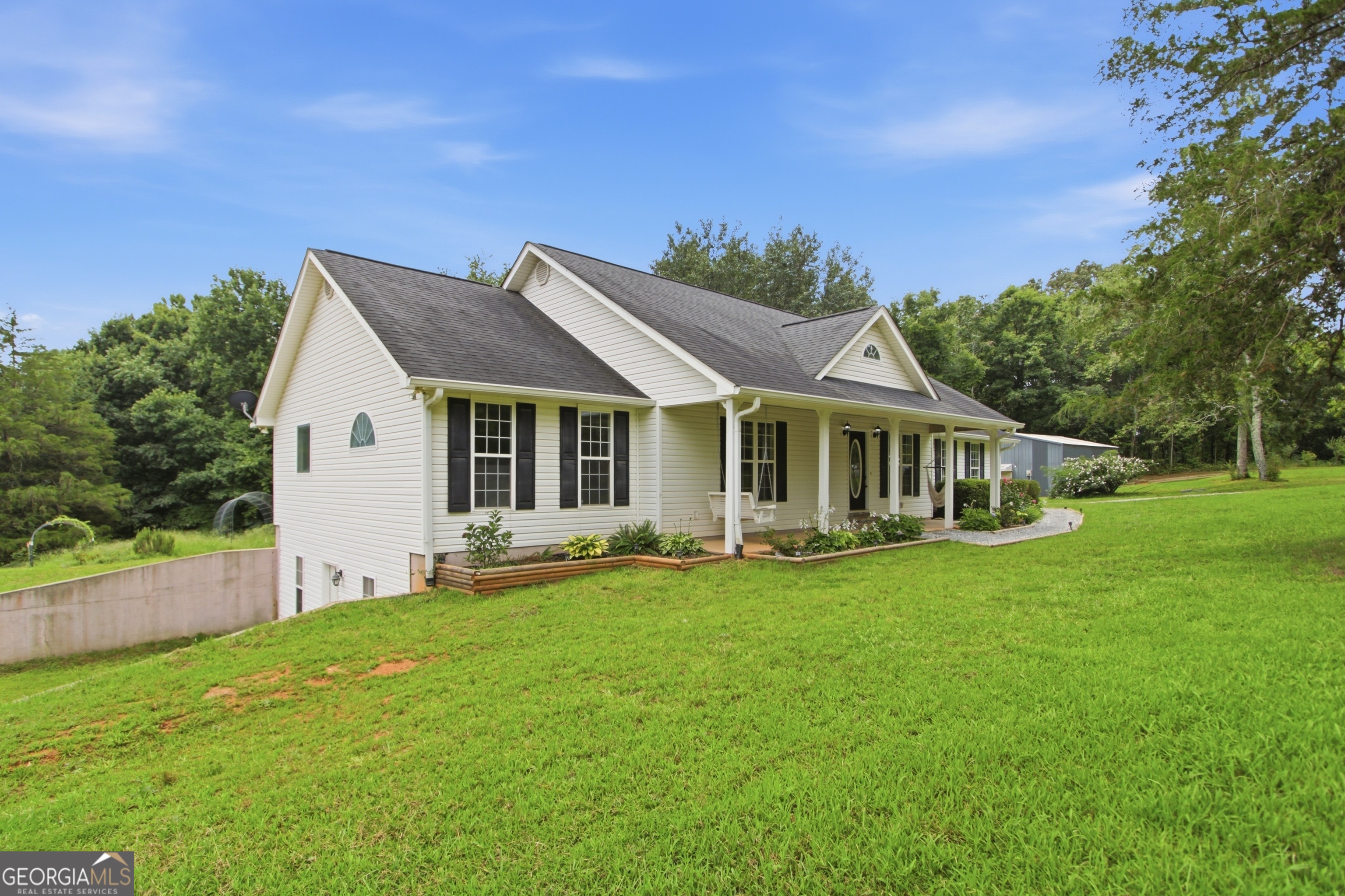 98 Eb Road Property Photo 11