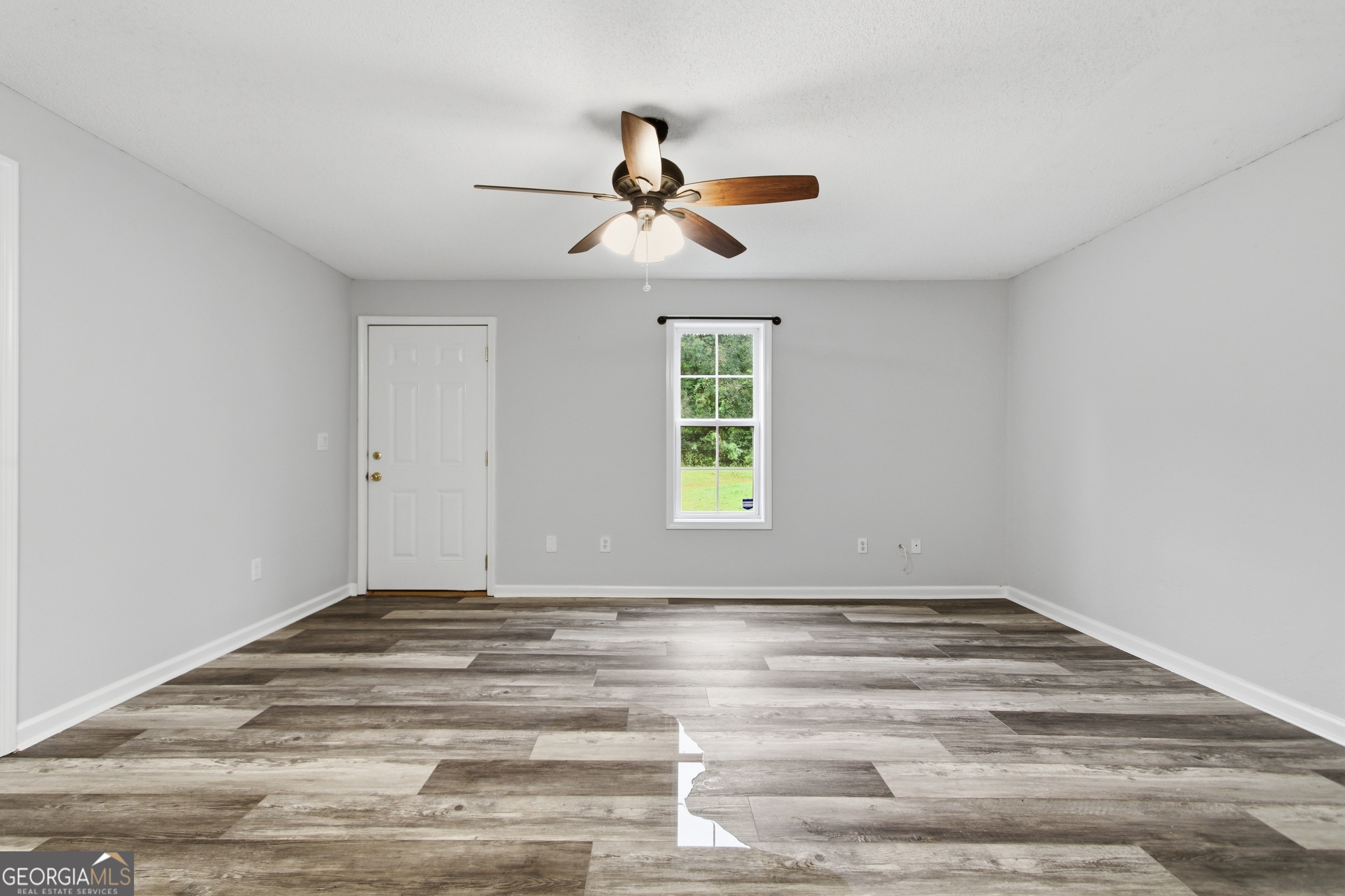98 Eb Road Property Photo 15