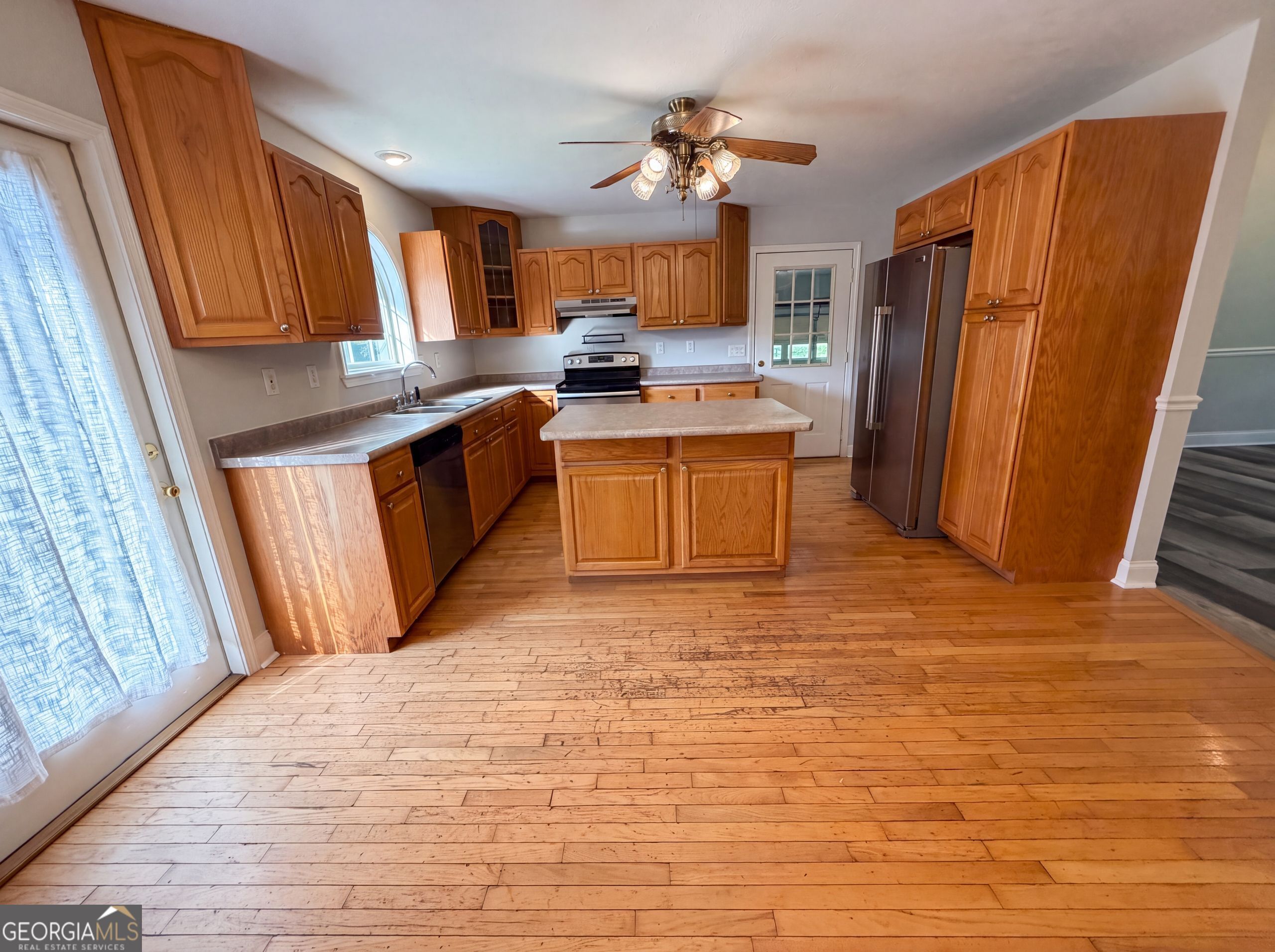 98 Eb Road Property Photo 17