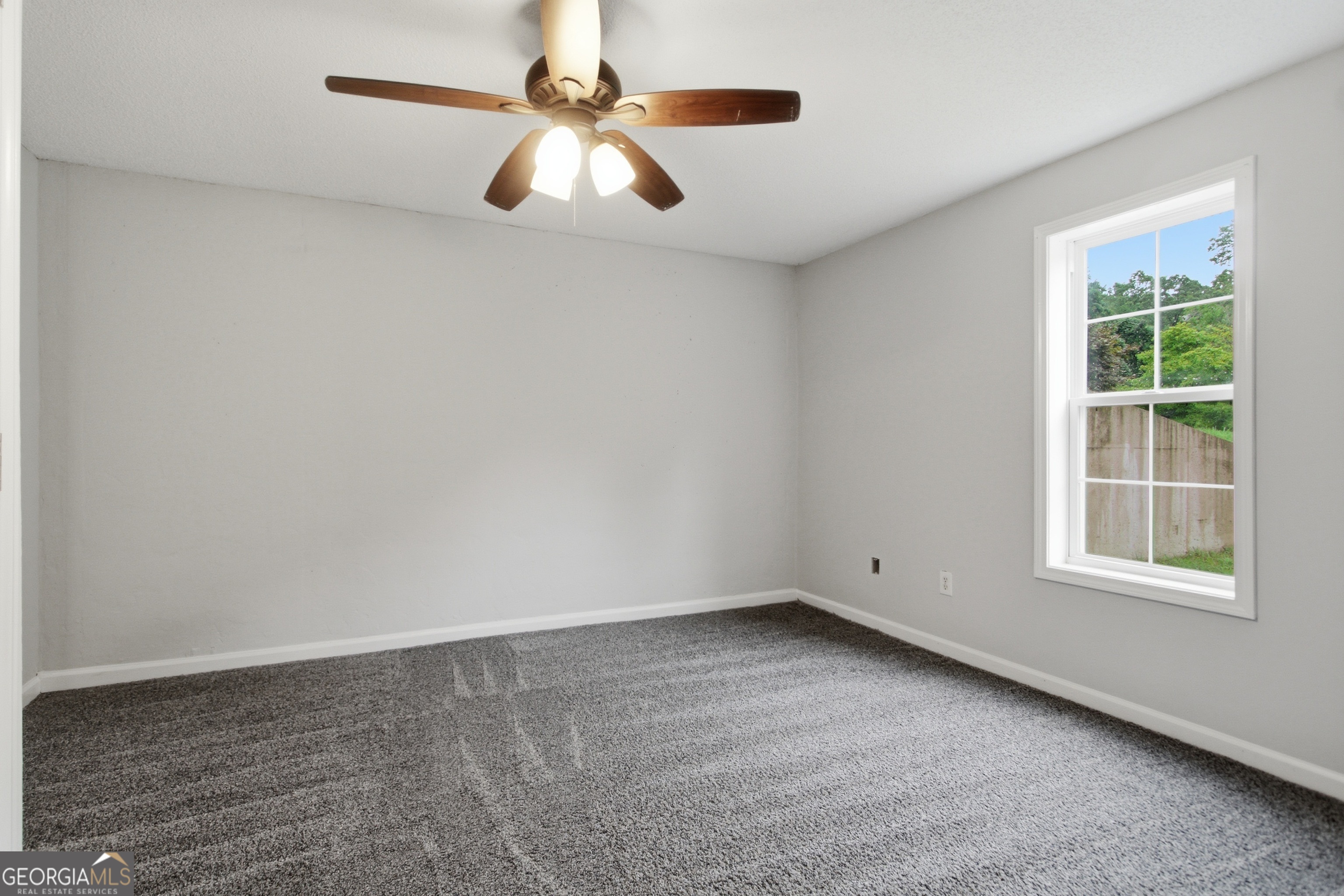 98 Eb Road Property Photo 37