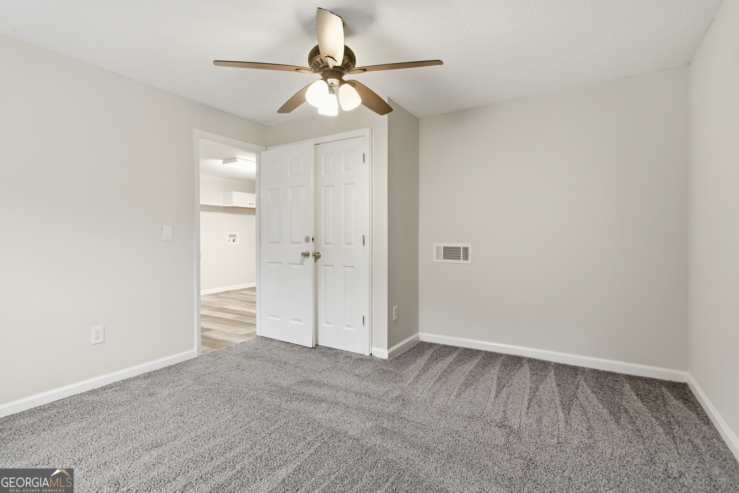 98 Eb Road Property Photo 40