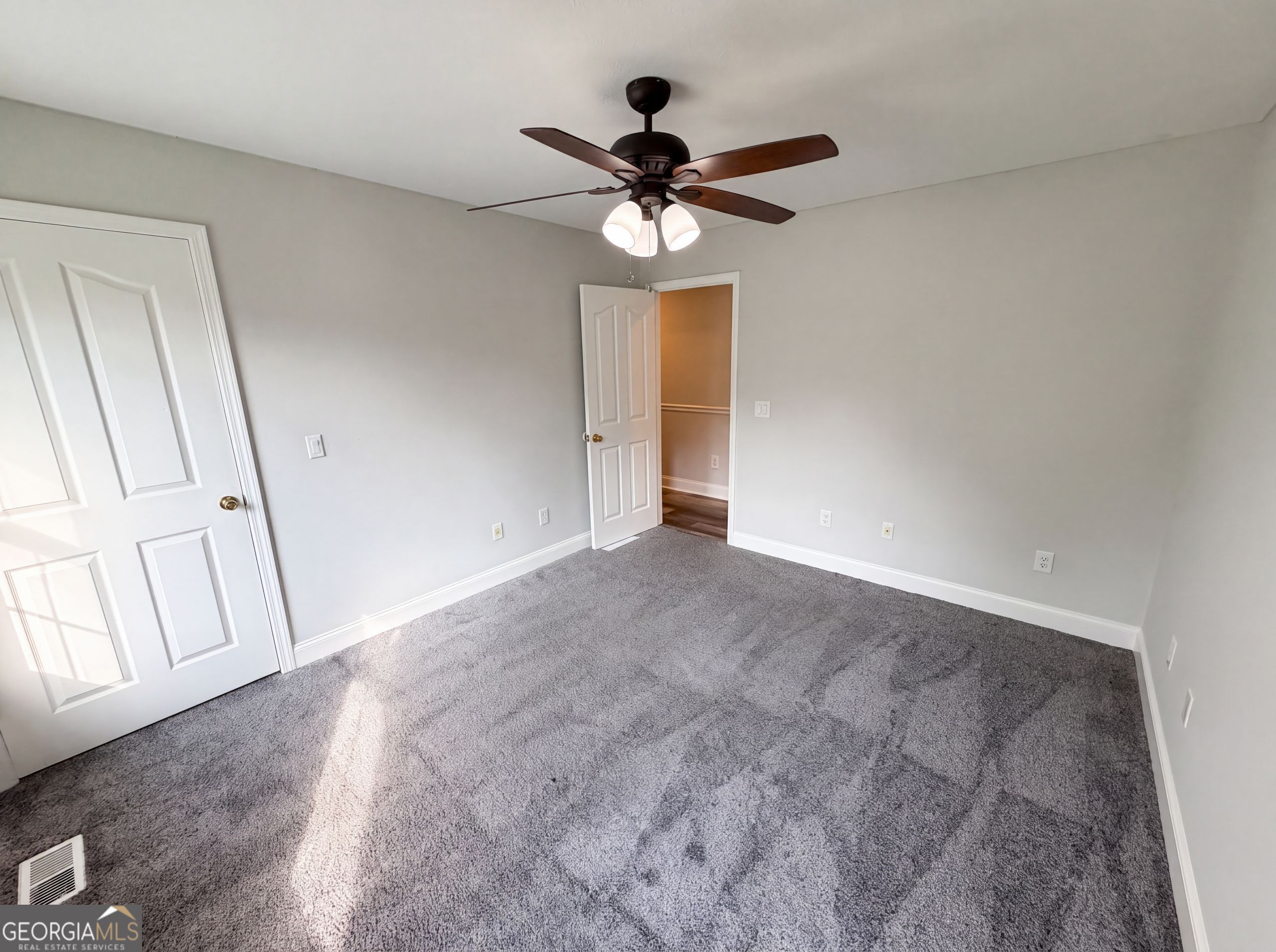 98 Eb Road Property Photo 49