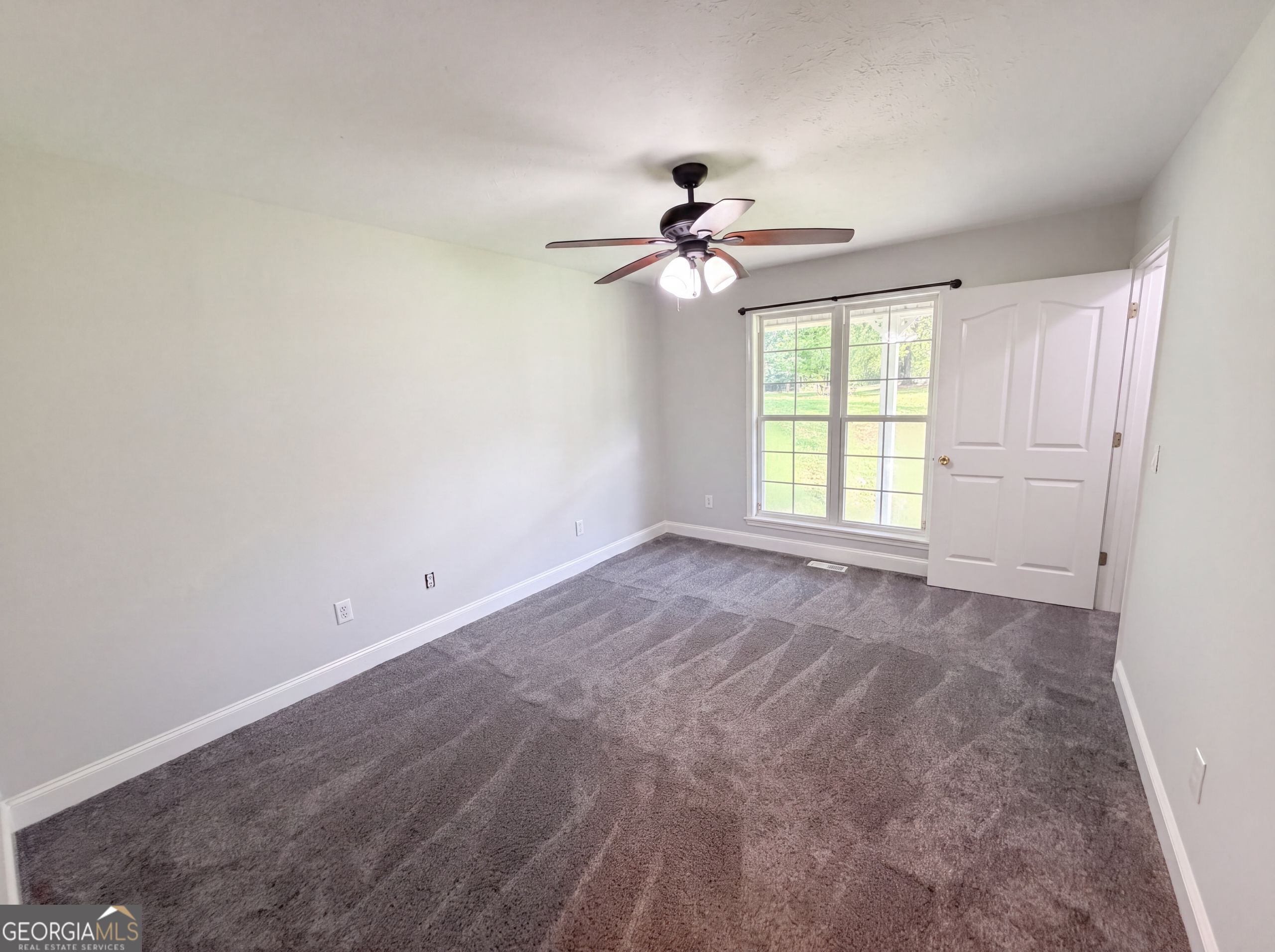 98 Eb Road Property Photo 52