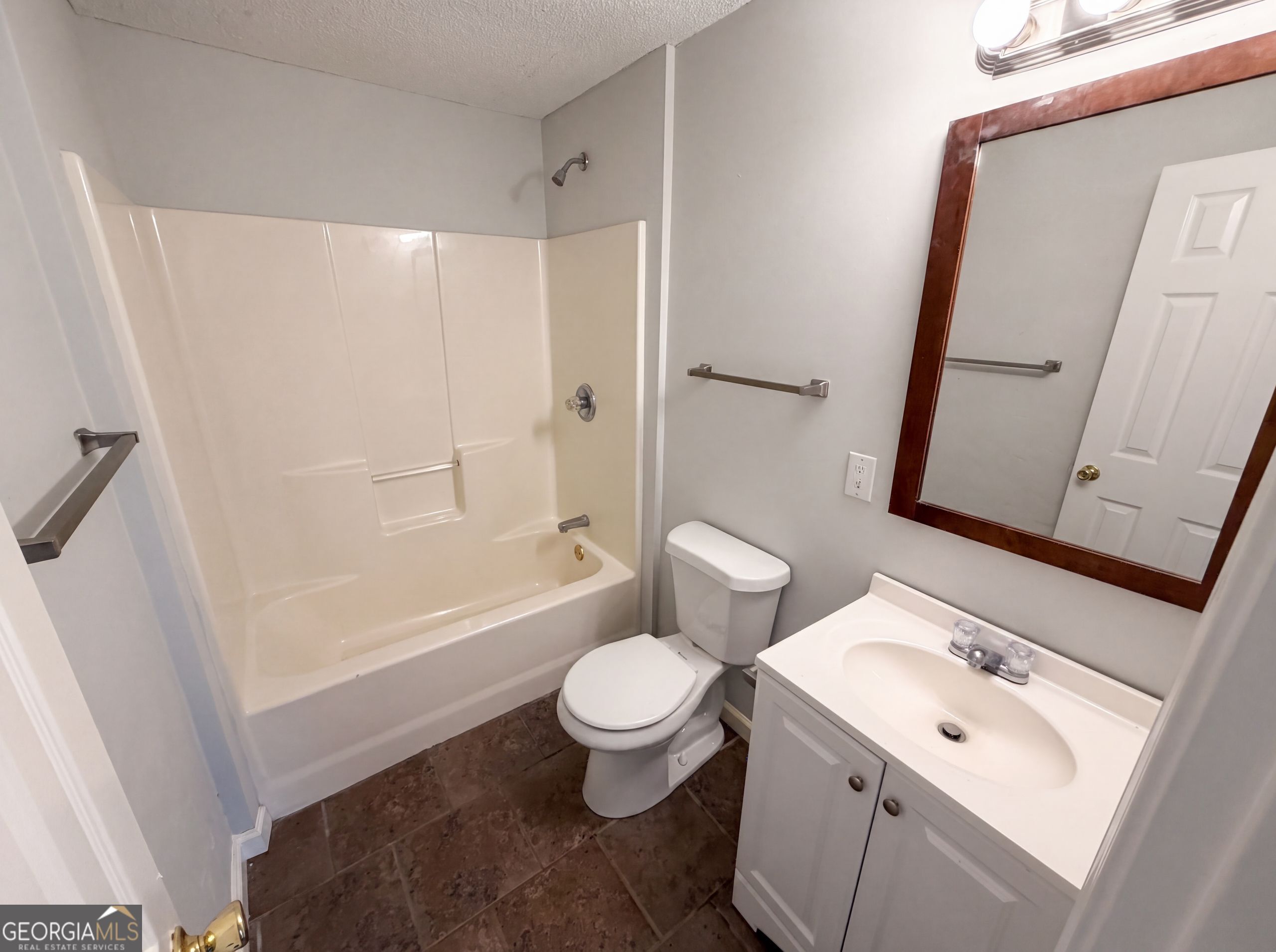 98 Eb Road Property Photo 68