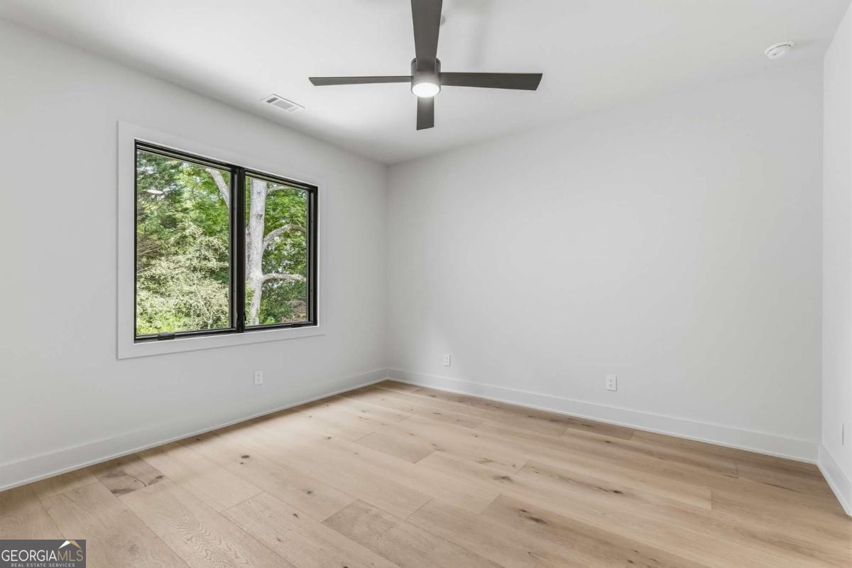 246 Garland Avenue Property Photo 27