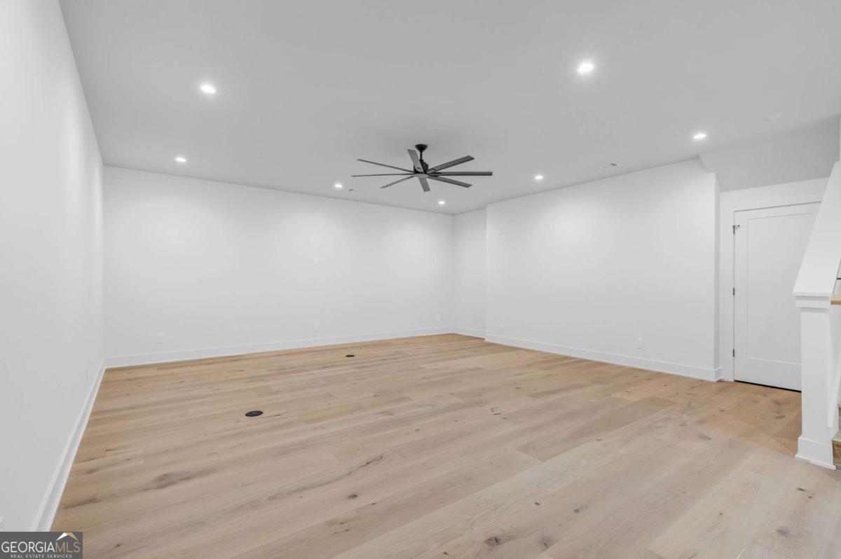 246 Garland Avenue Property Photo 40