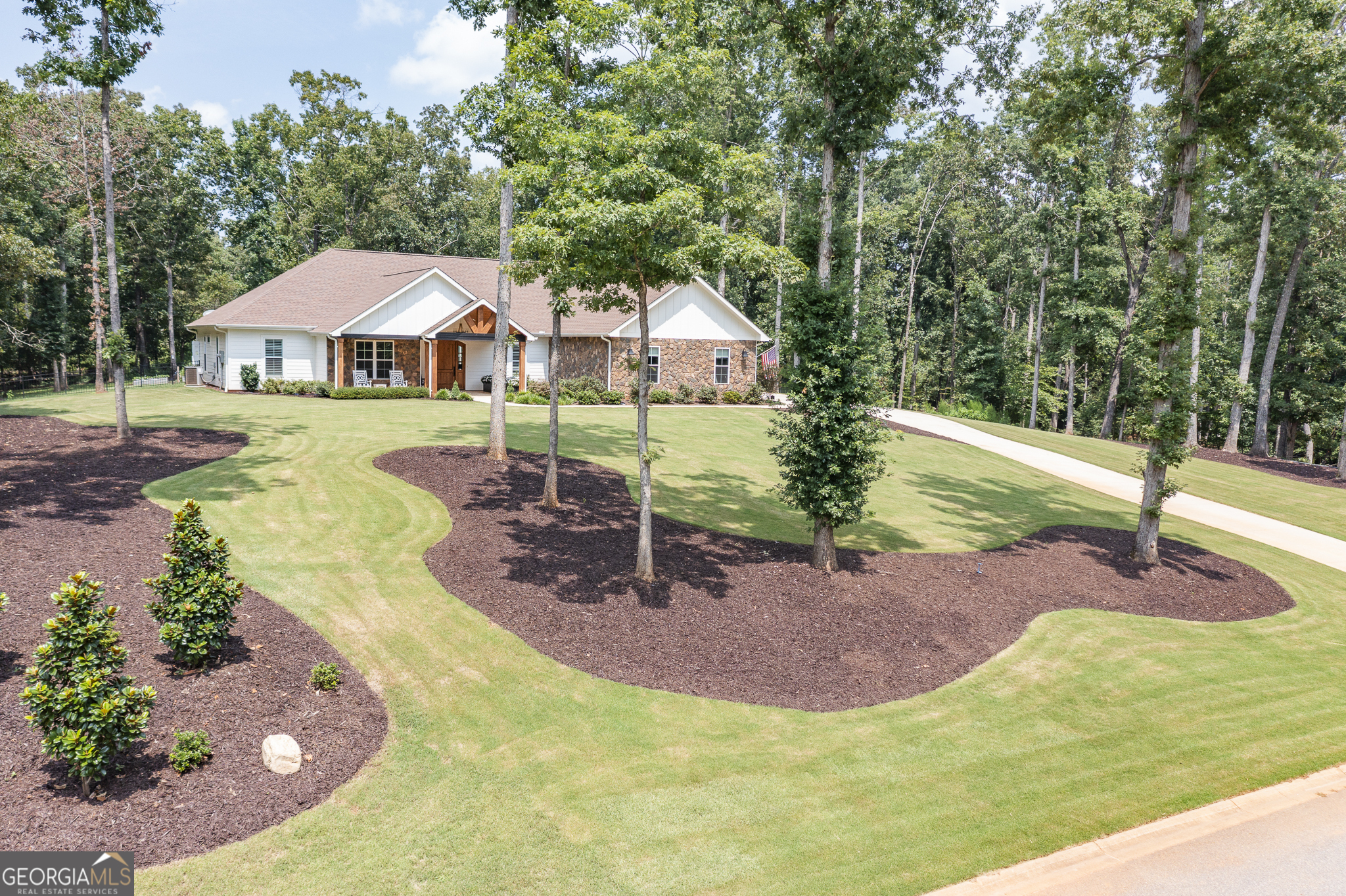 1010 Port Anne Cove Property Photo 2