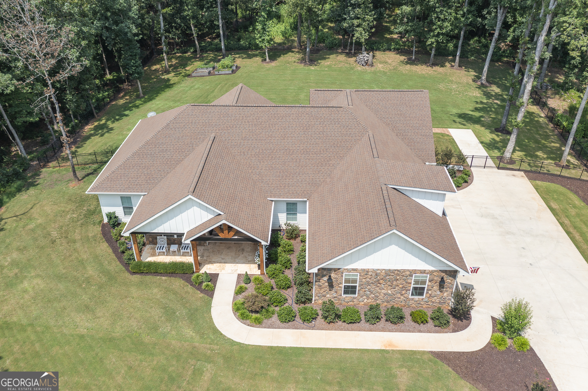 1010 Port Anne Cove Property Photo 7