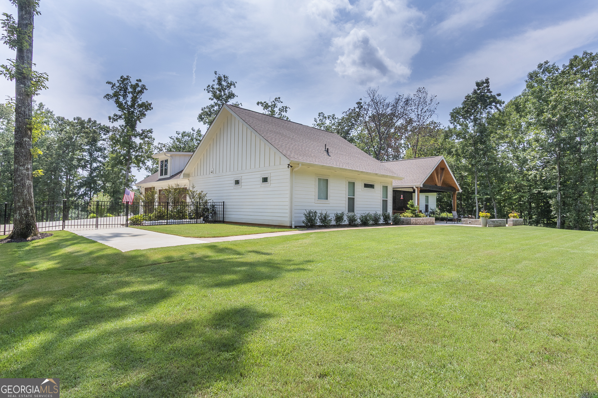 1010 Port Anne Cove Property Photo 46