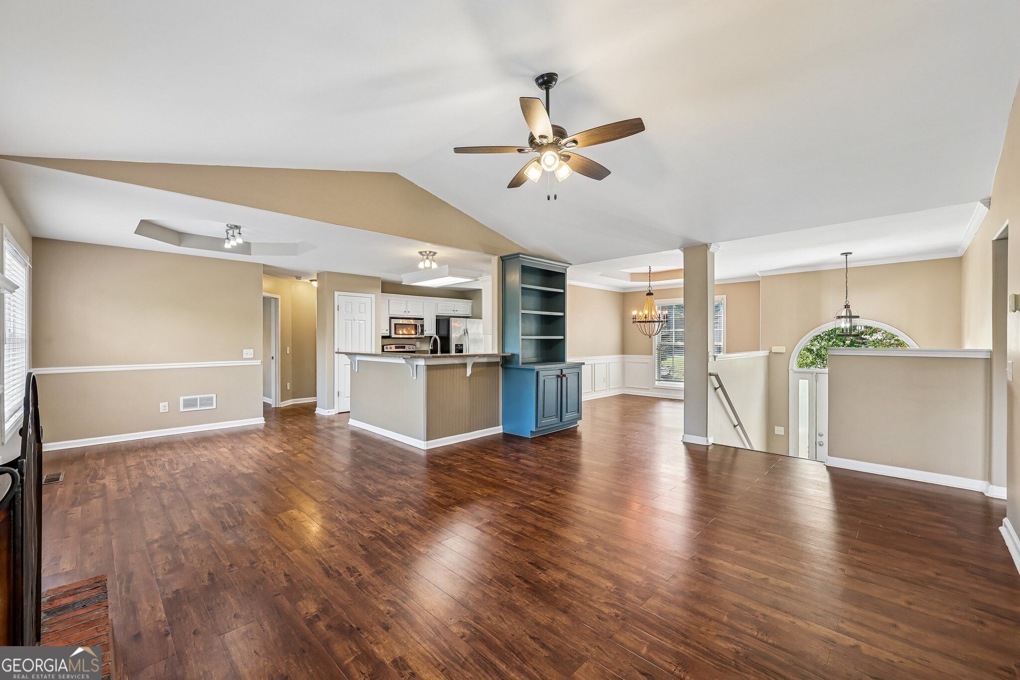 525 San Dra Way Property Photo 6