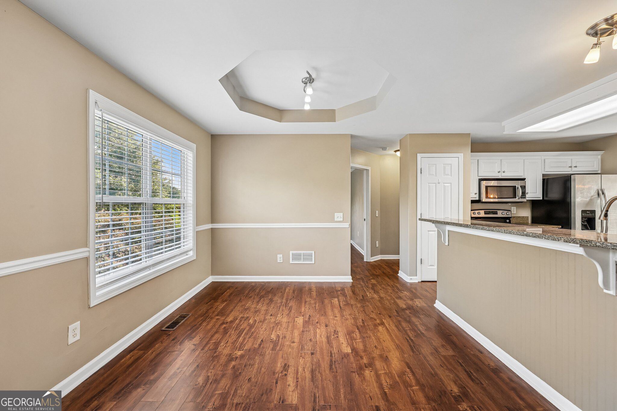 525 San Dra Way Property Photo 9