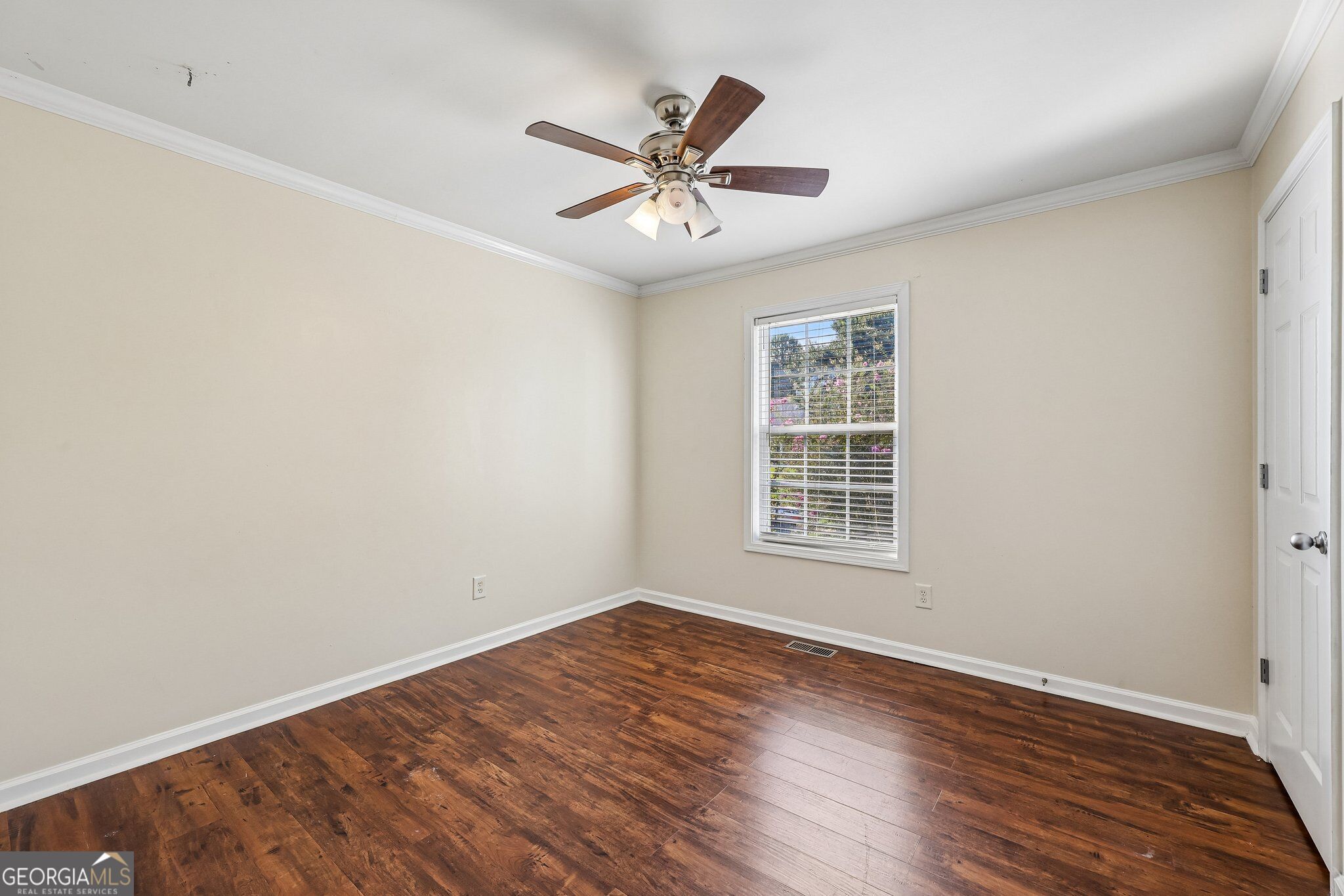 525 San Dra Way Property Photo 26