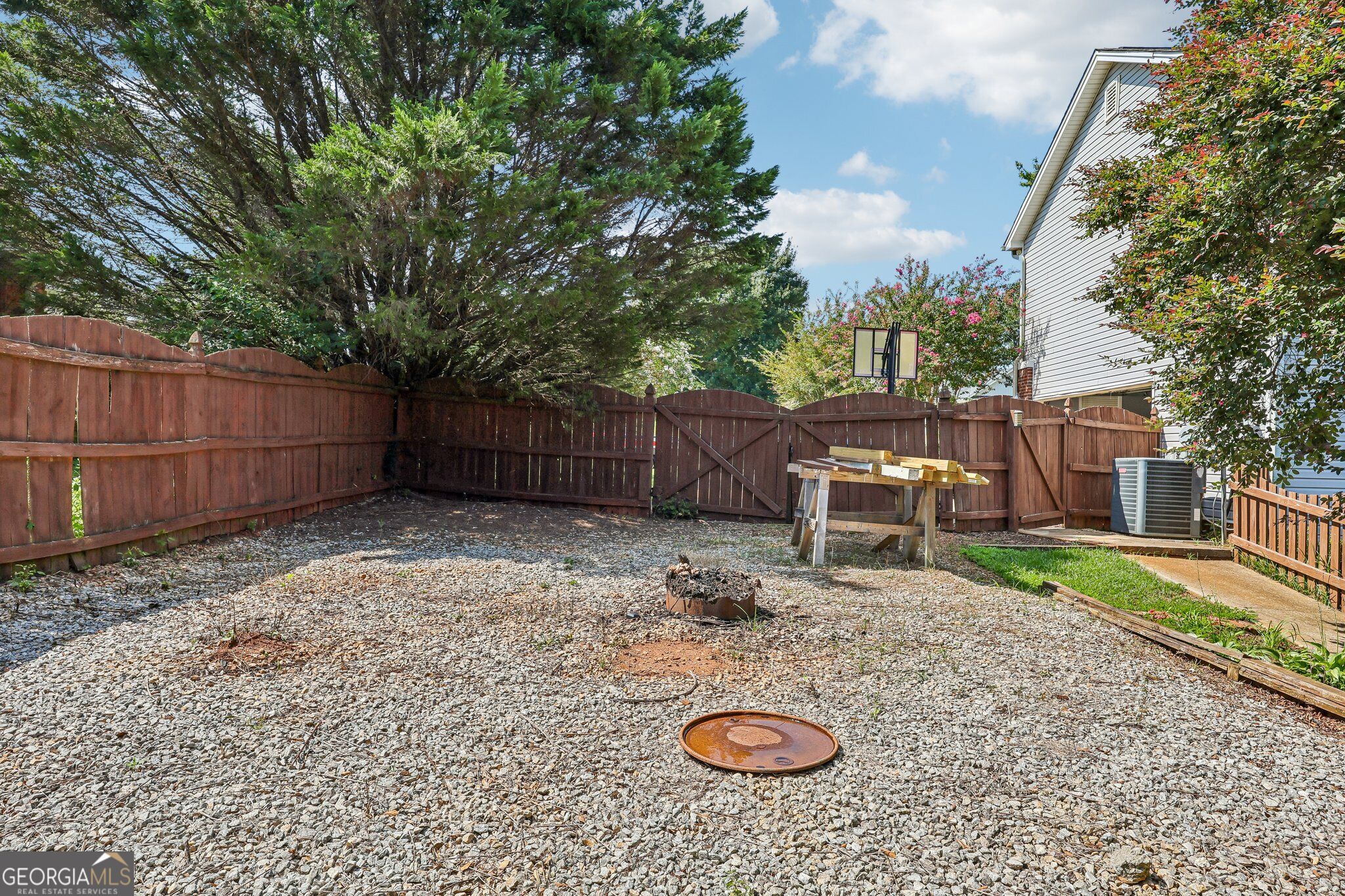525 San Dra Way Property Photo 43