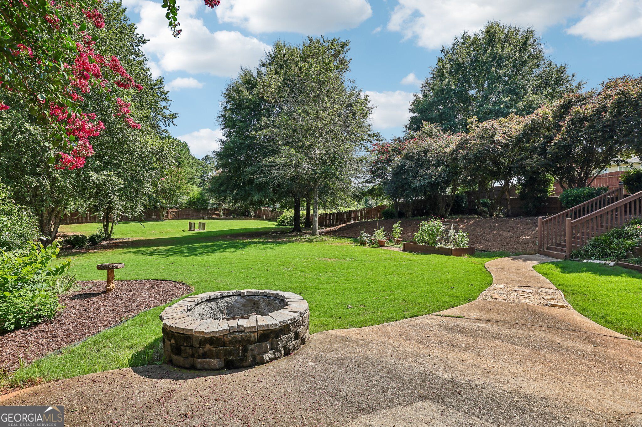 525 San Dra Way Property Photo 48