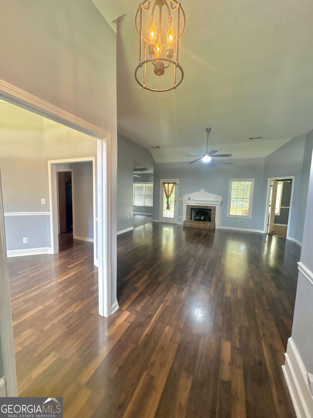 3505 Garden Walk Ln Property Photo 4