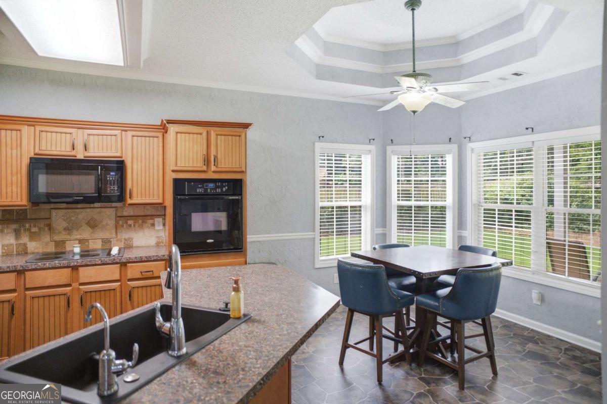 3505 Garden Walk Ln Property Photo 10