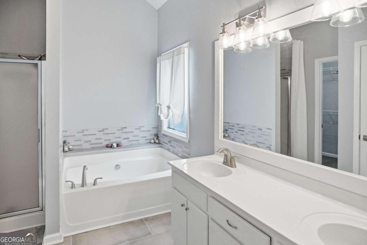 3505 Garden Walk Ln Property Photo 15