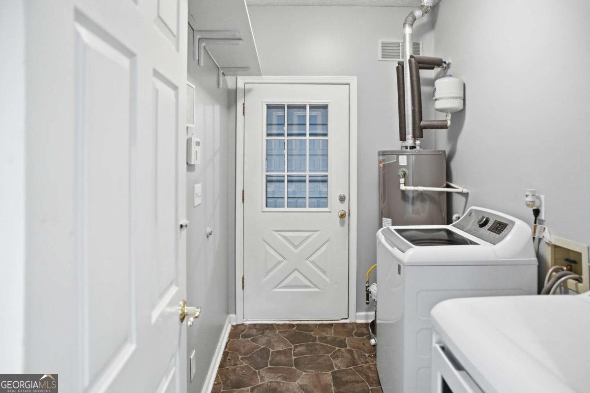 3505 Garden Walk Ln Property Photo 23
