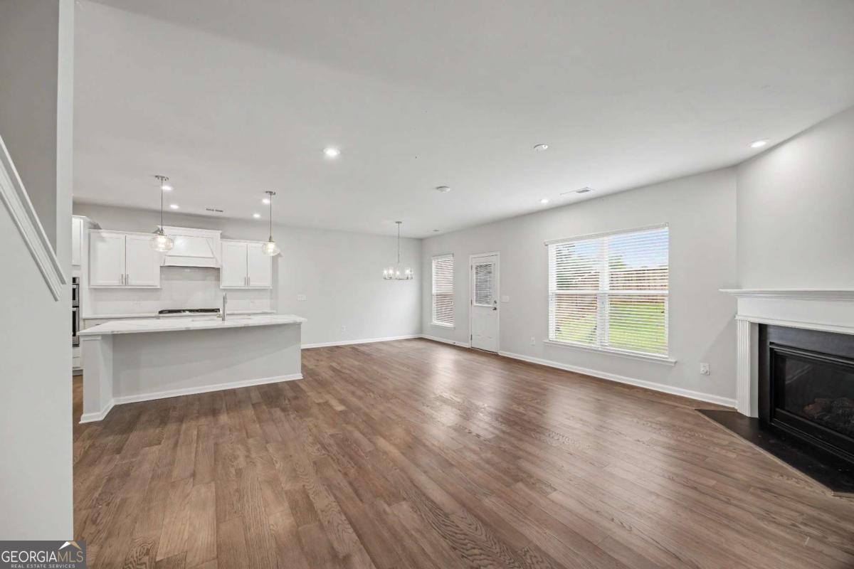 1838 Atherton Way Property Photo 3