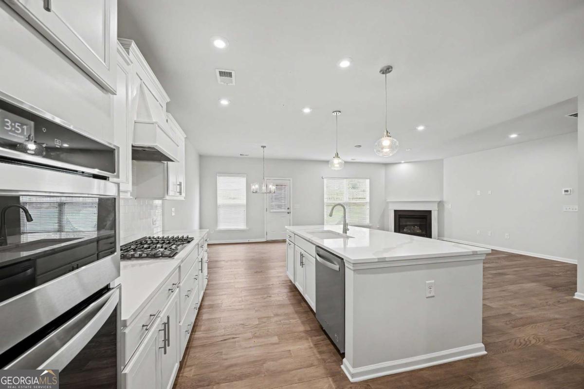 1838 Atherton Way Property Photo 6