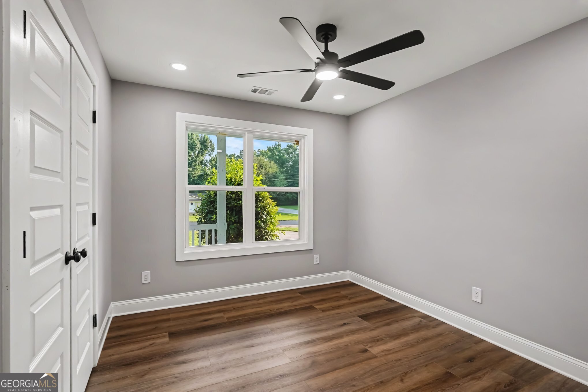 520 Vineyard Road Property Photo 14