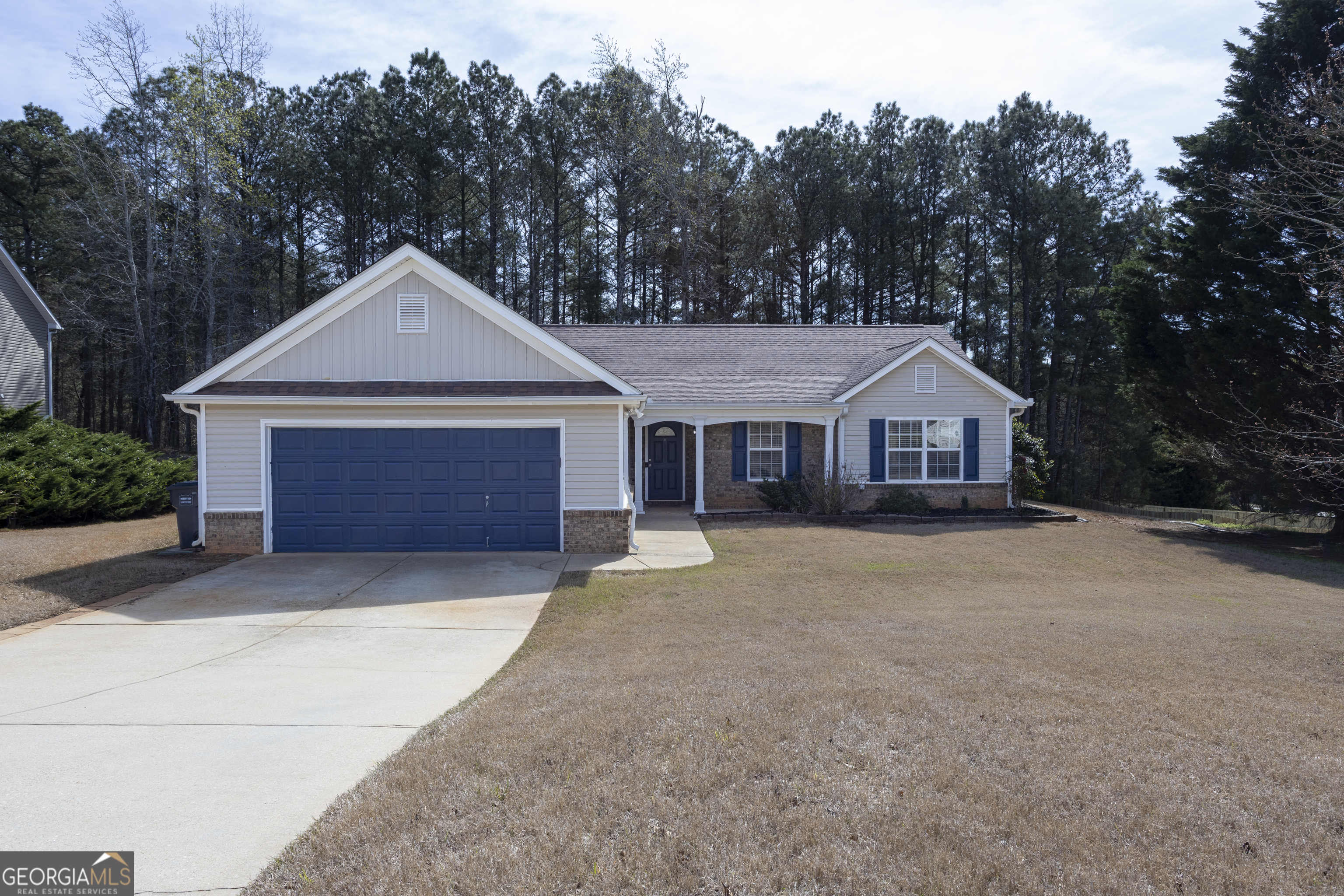 305 Bradford Court Property Photo 1
