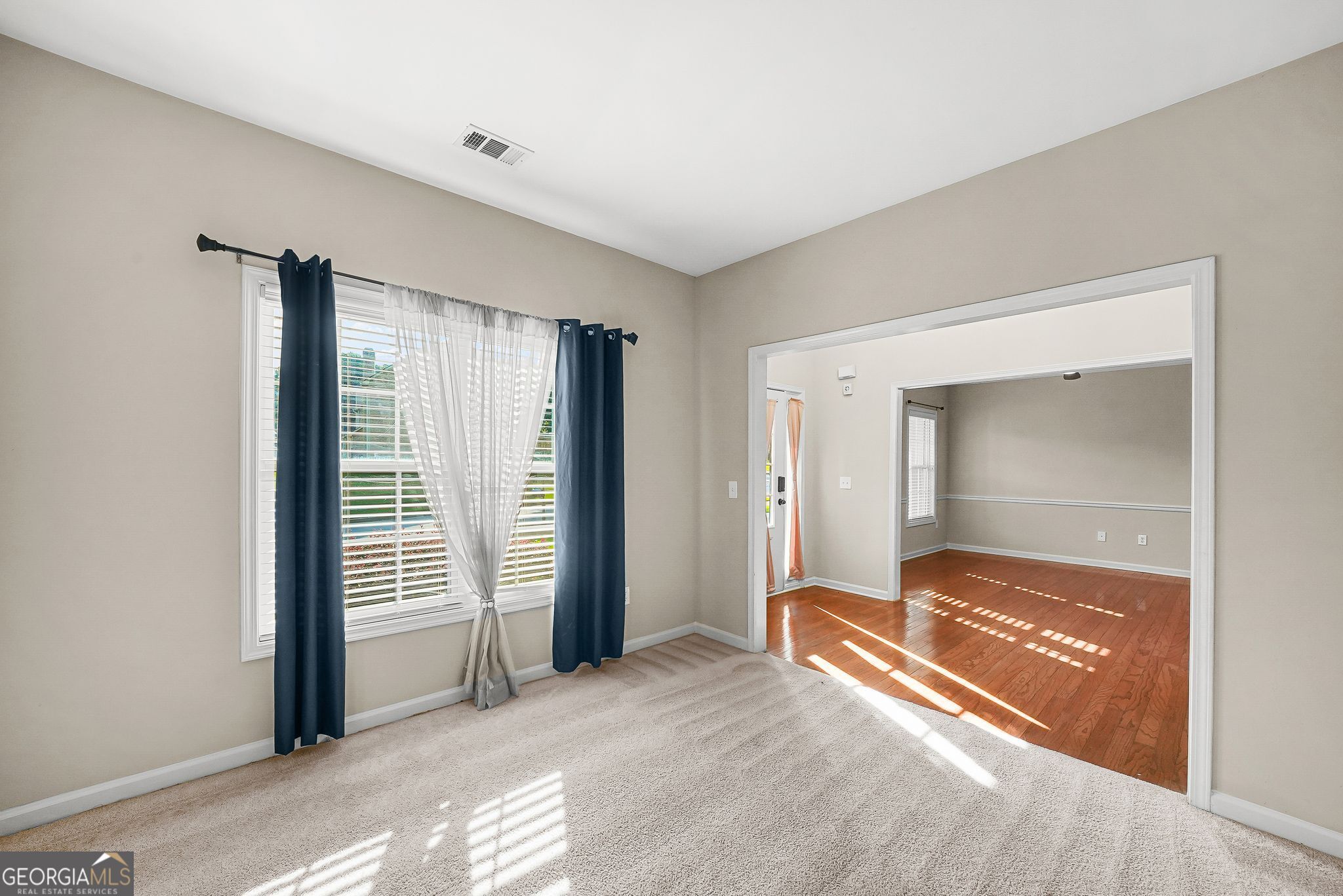 4471 Rosegate Drive Property Photo 8