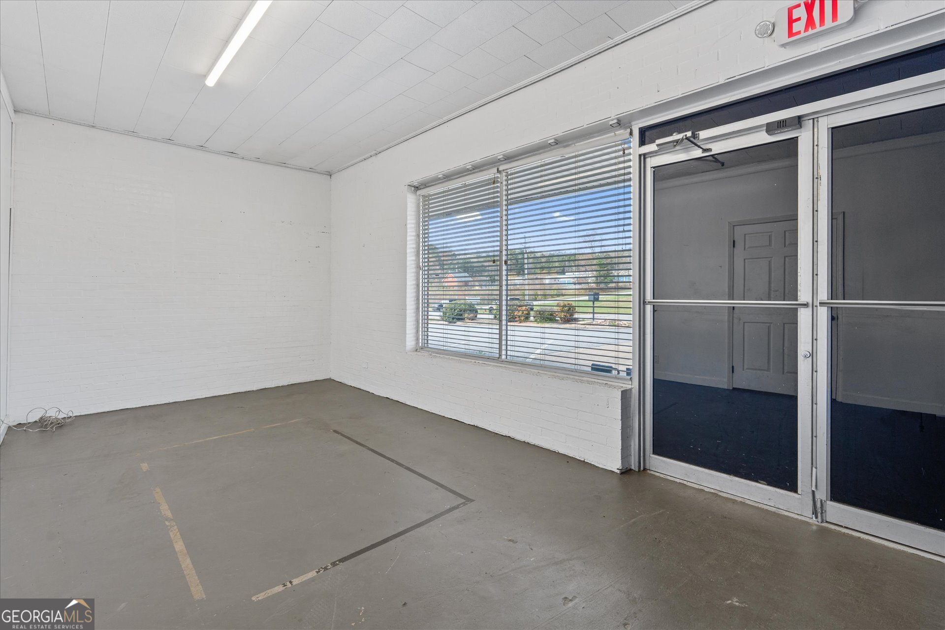 1037 Pacific Avenue Property Photo 5