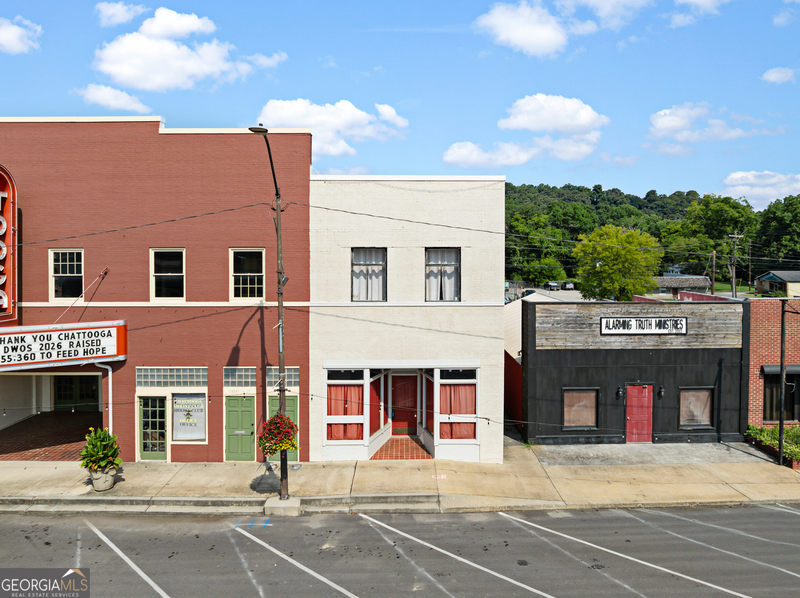 10117 Commerce Street Property Photo 1