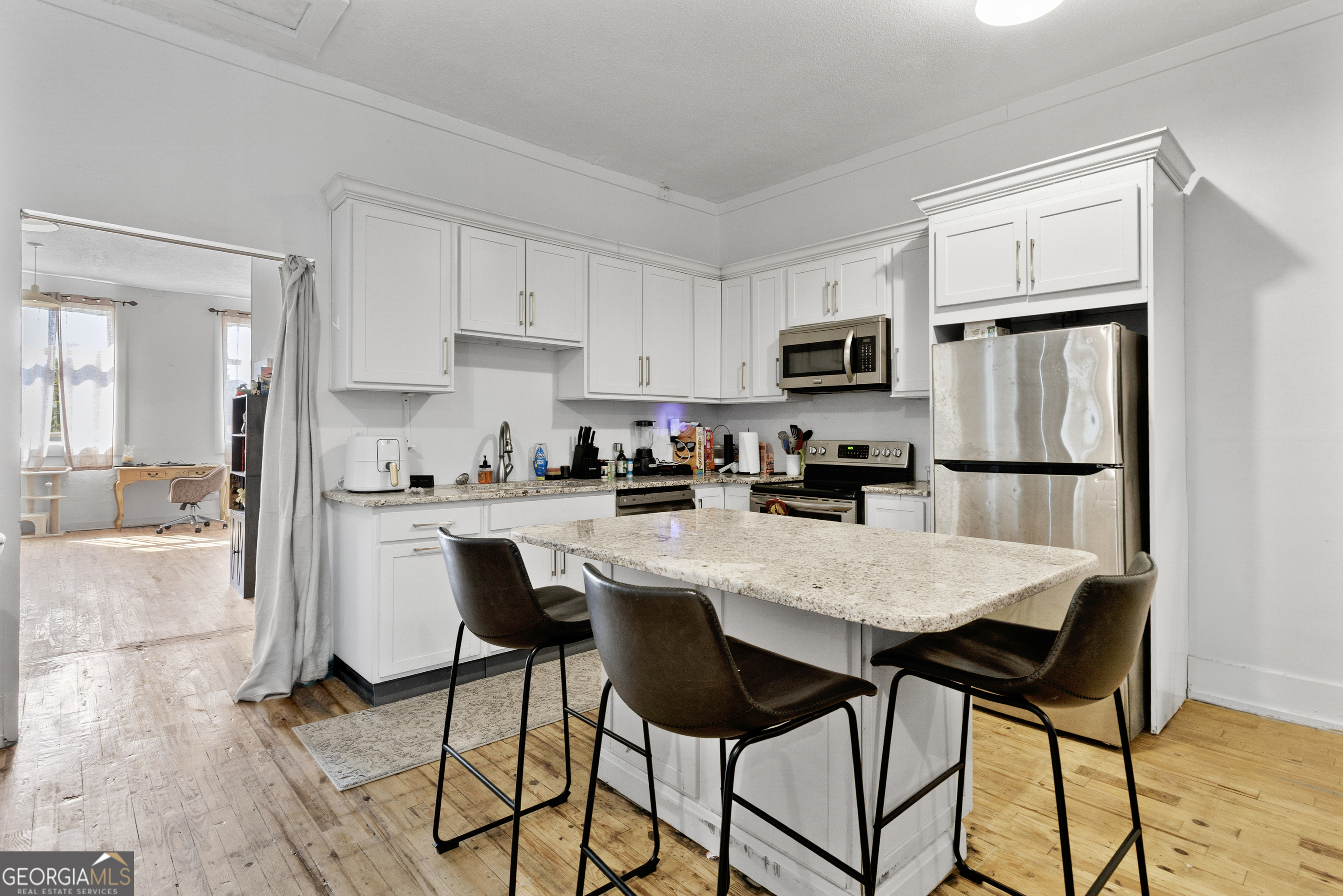 10117 Commerce Street Property Photo 28