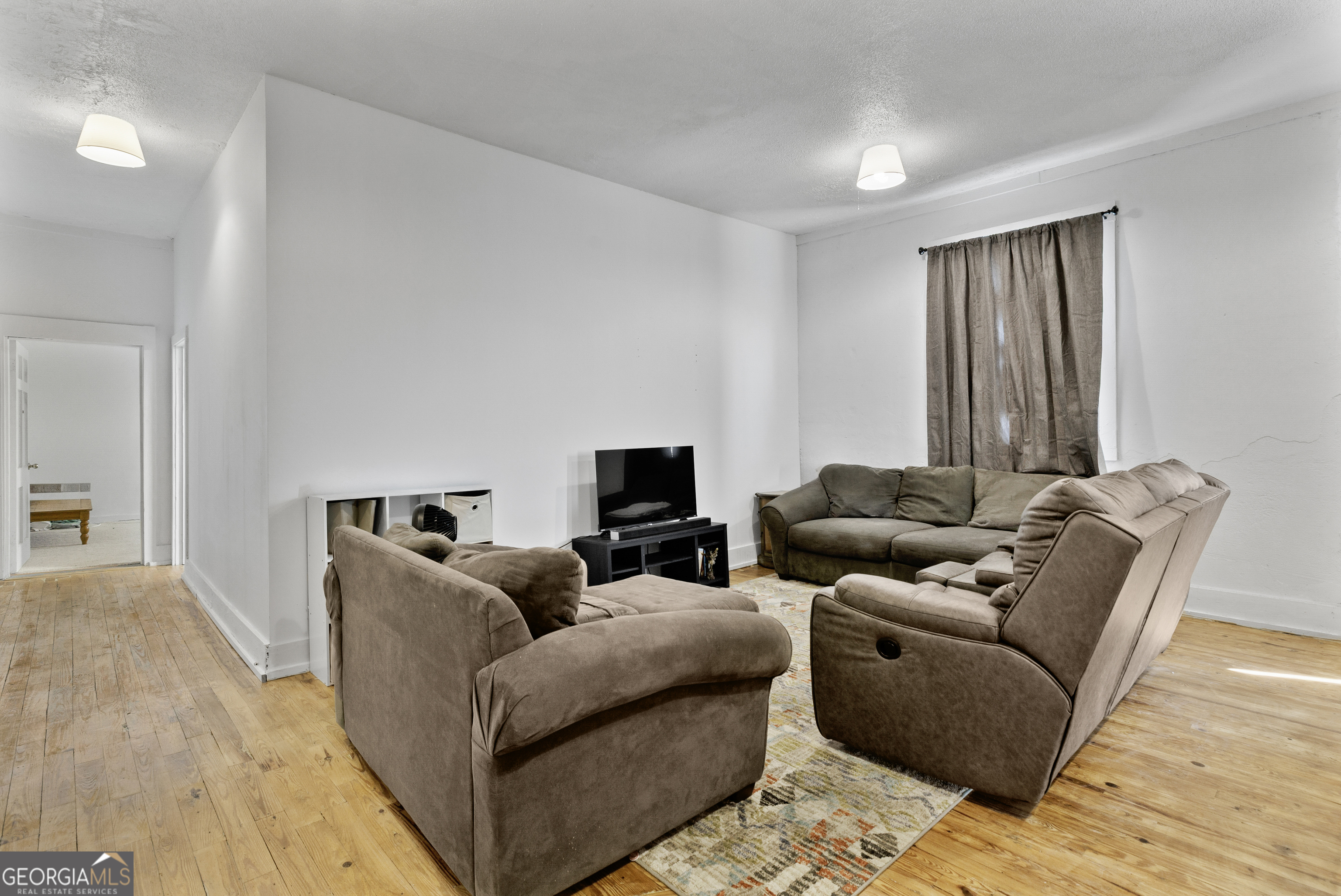 10117 Commerce Street Property Photo 29