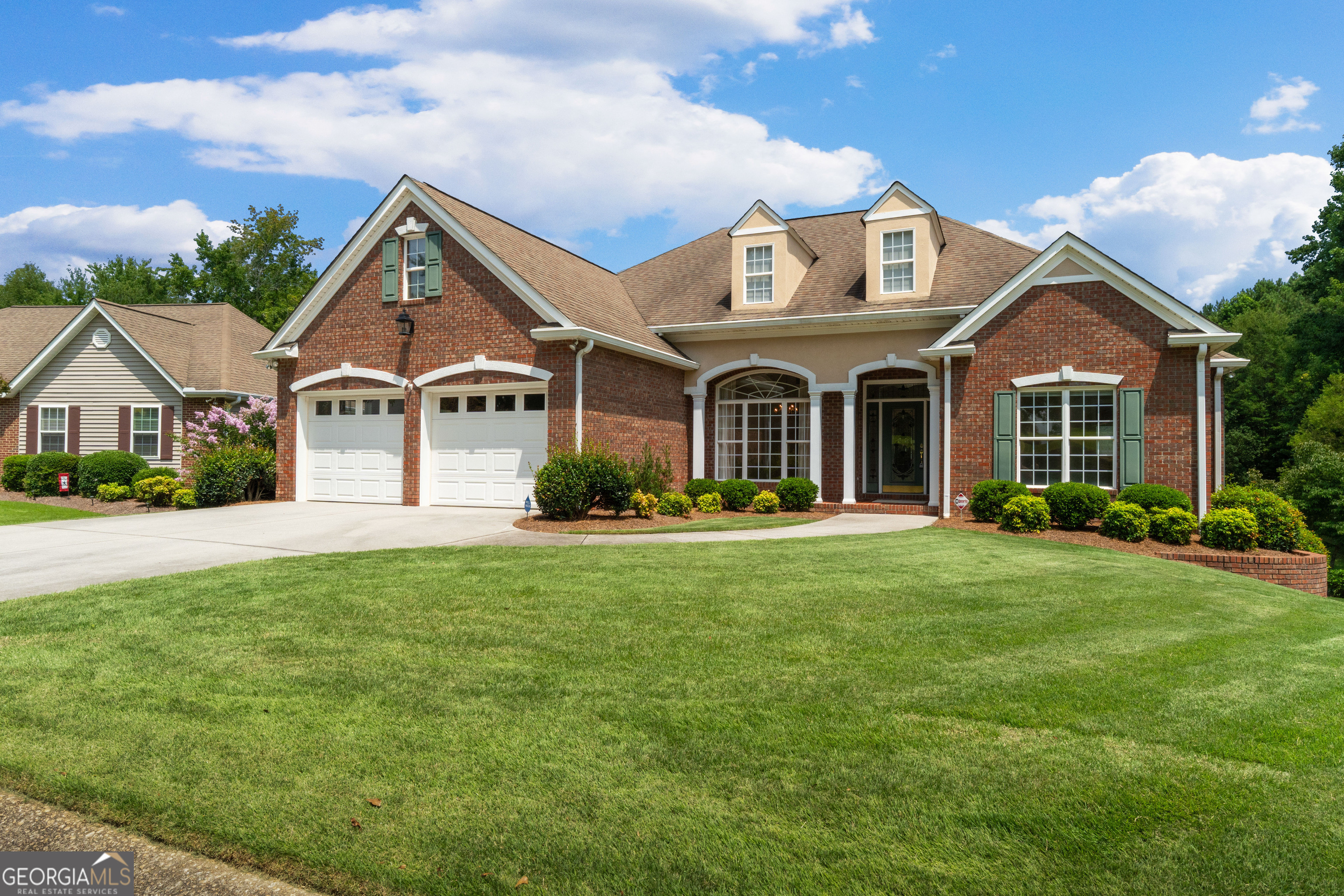 106 Manor Way Property Photo 1