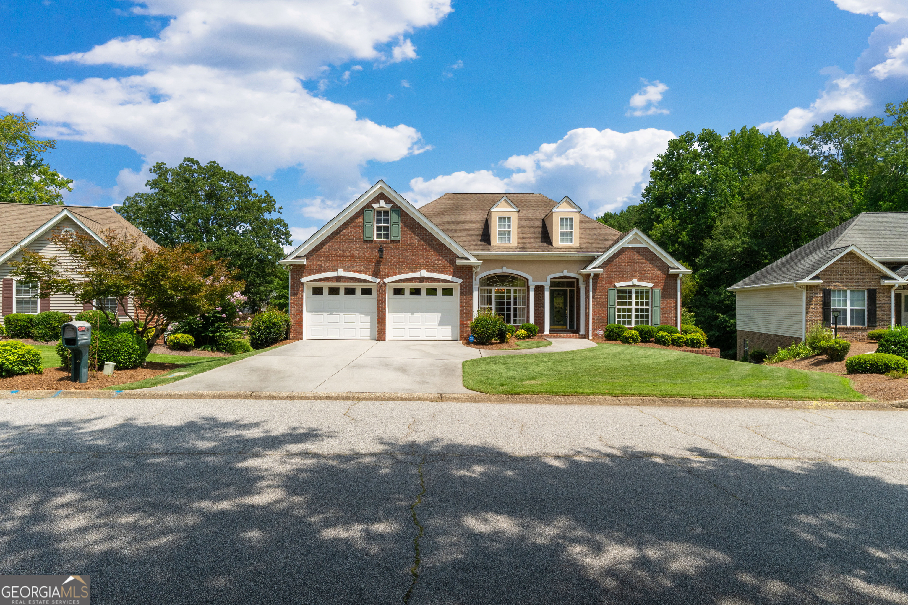 106 Manor Way Property Photo 2