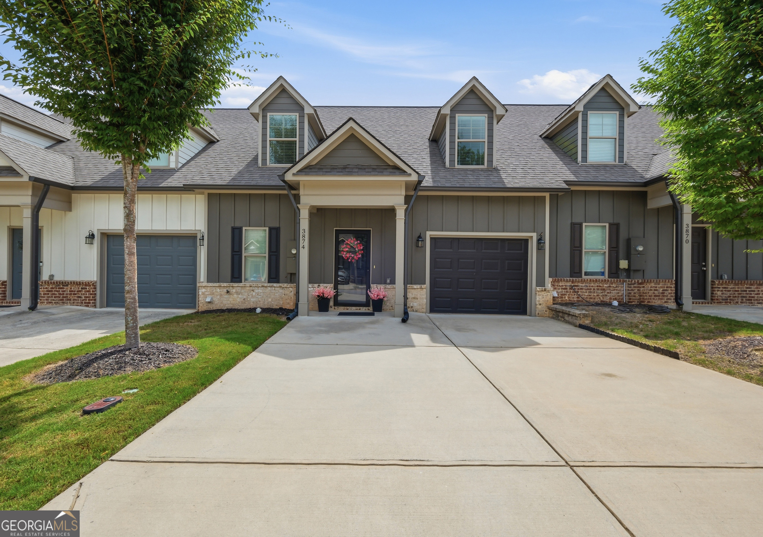 3874 Valley View Court Court