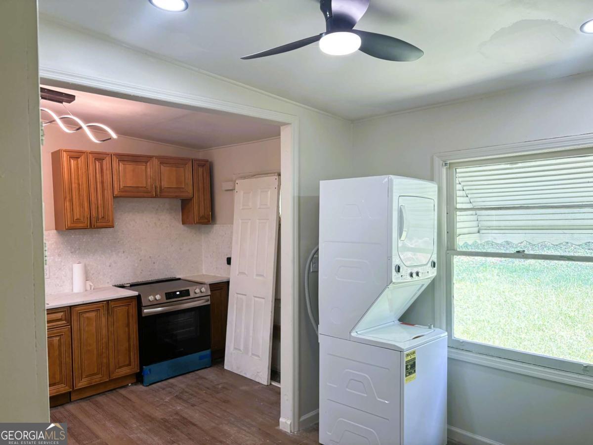 4049 Villa Avenue Property Photo 6