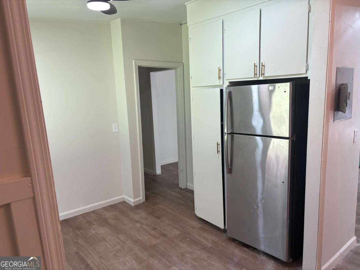 4049 Villa Avenue Property Photo 7