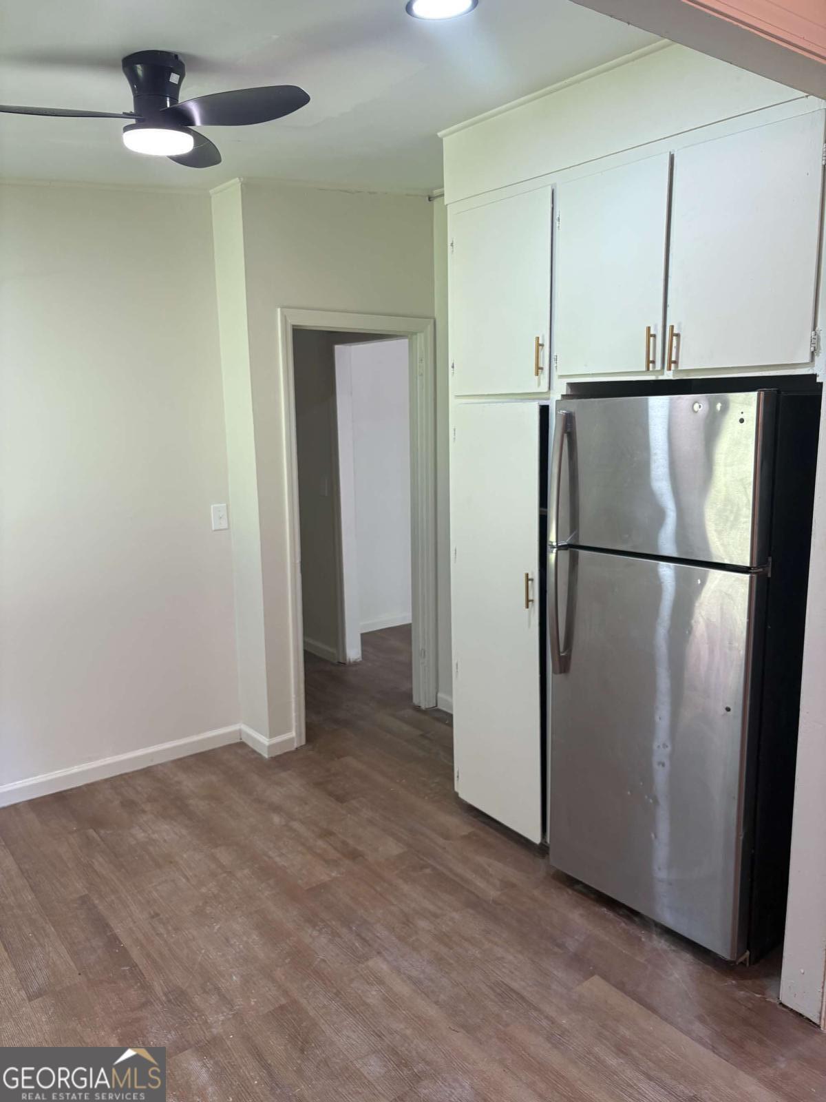 4049 Villa Avenue Property Photo 8