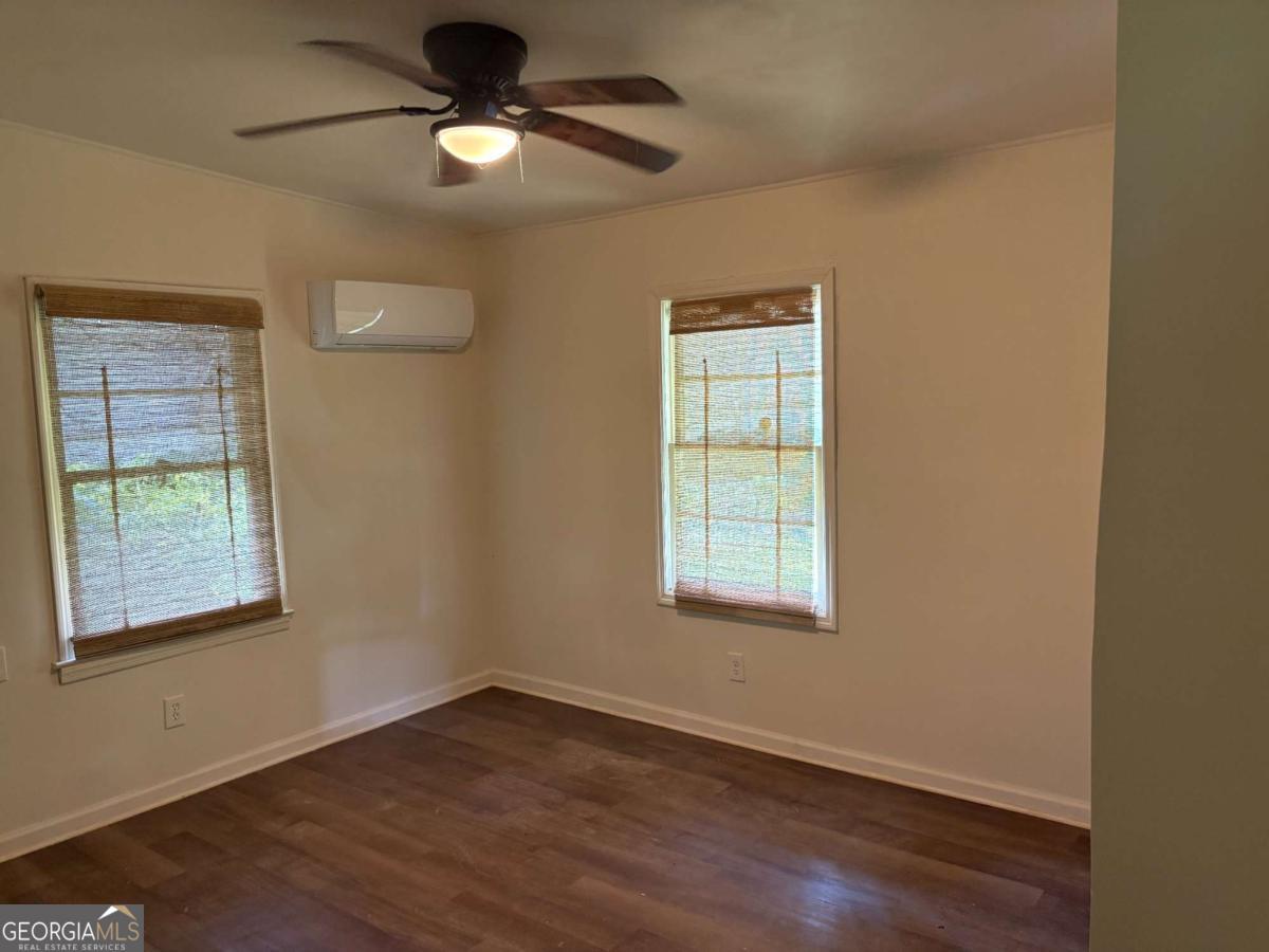 4049 Villa Avenue Property Photo 11
