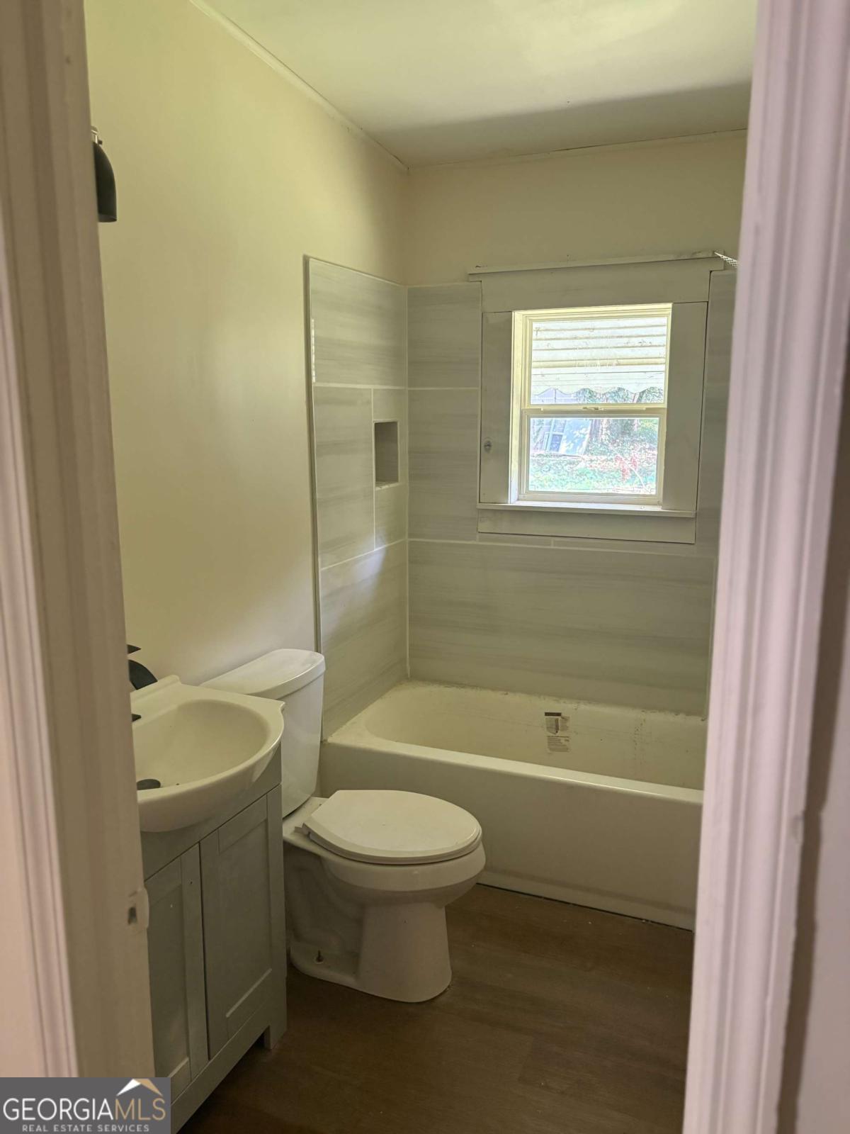4049 Villa Avenue Property Photo 12