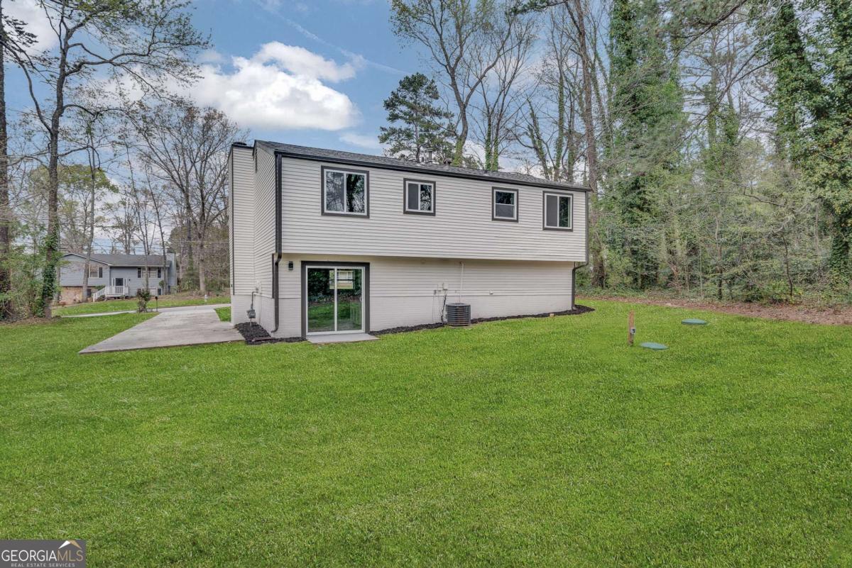 3394 Dearwood Drive Sw Property Photo 4