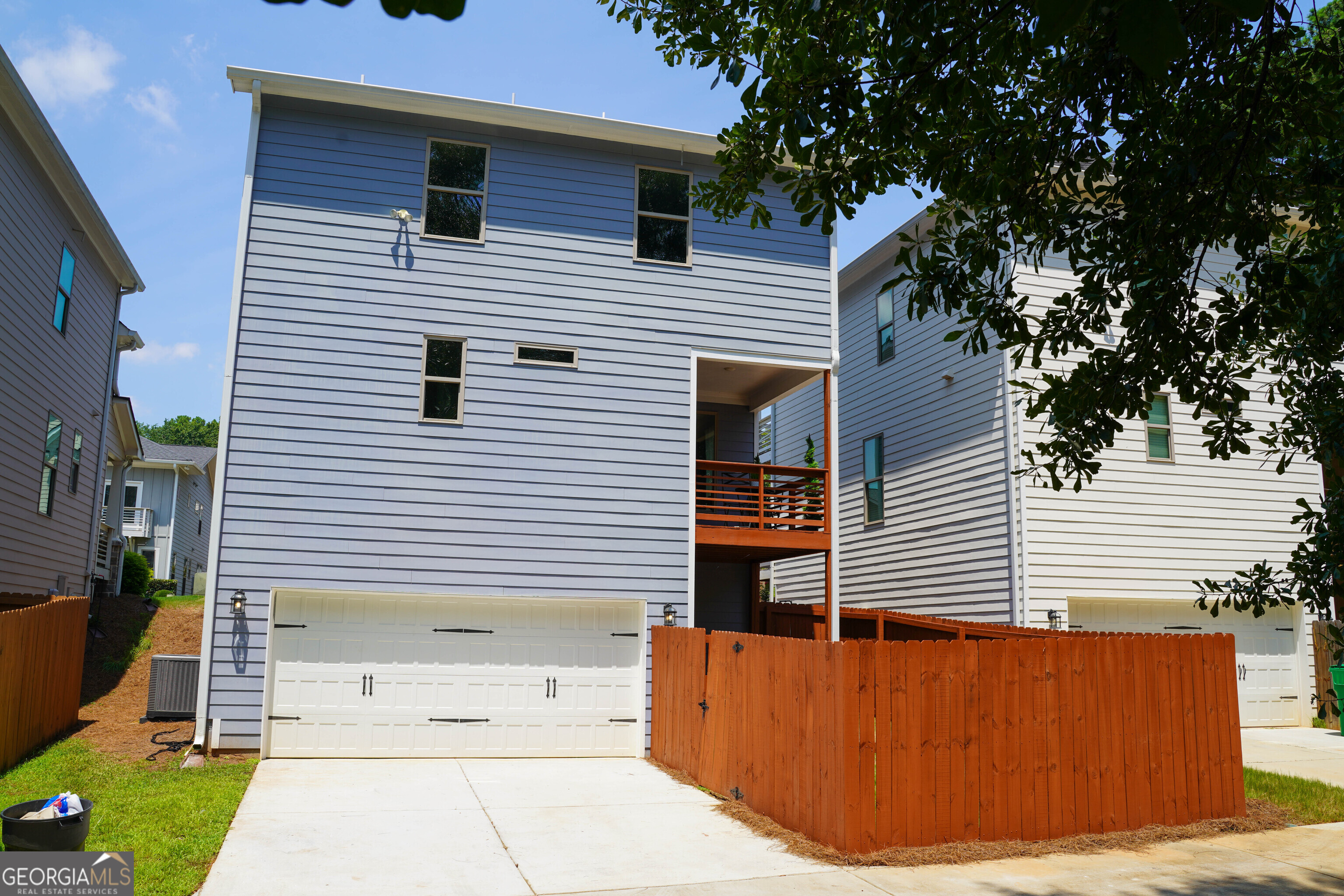 5313 Hearthstone Street Property Photo 4